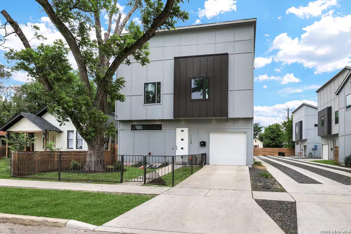 Gibbs, San Antonio, TX 78202