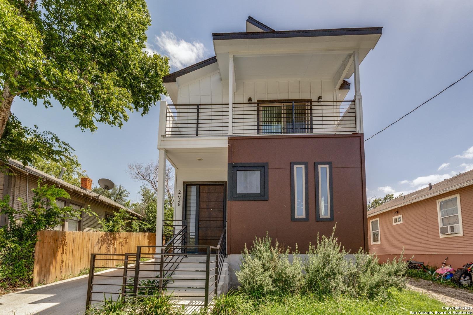 E Commerce St, San Antonio, TX 78203
