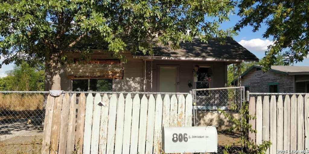 S San Dario Ave, San Antonio, TX 78237