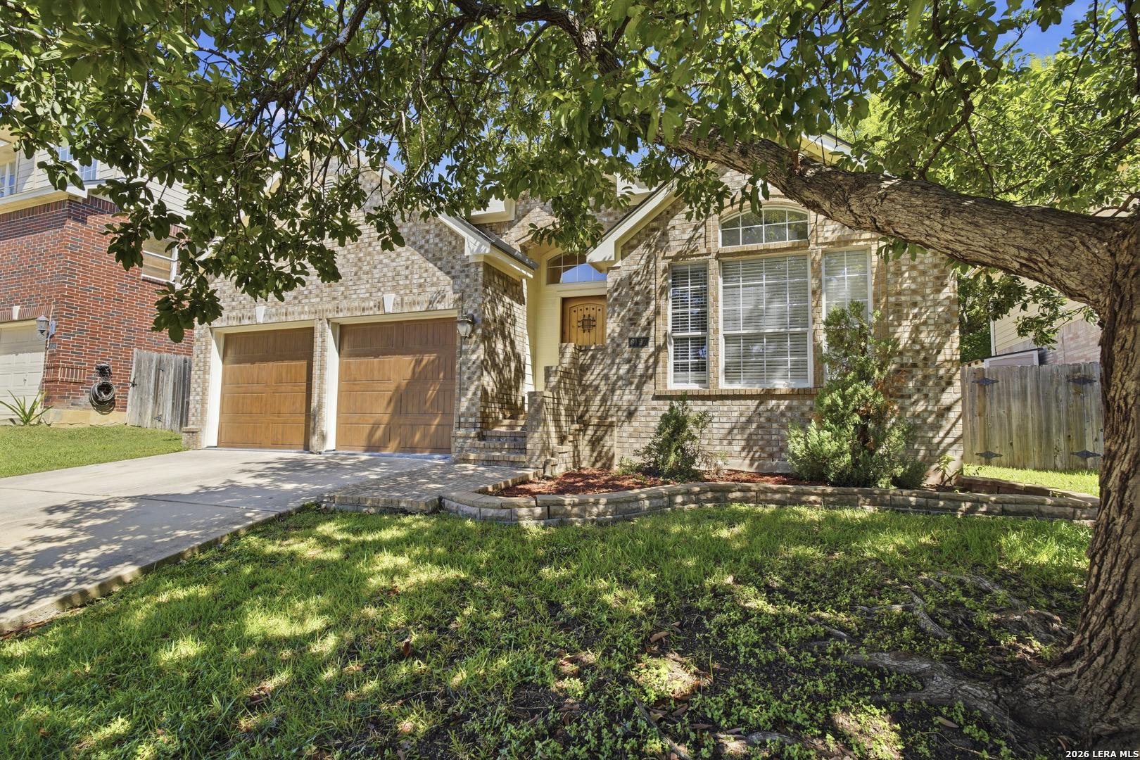 Oakwood Trl, San Antonio, TX 78249