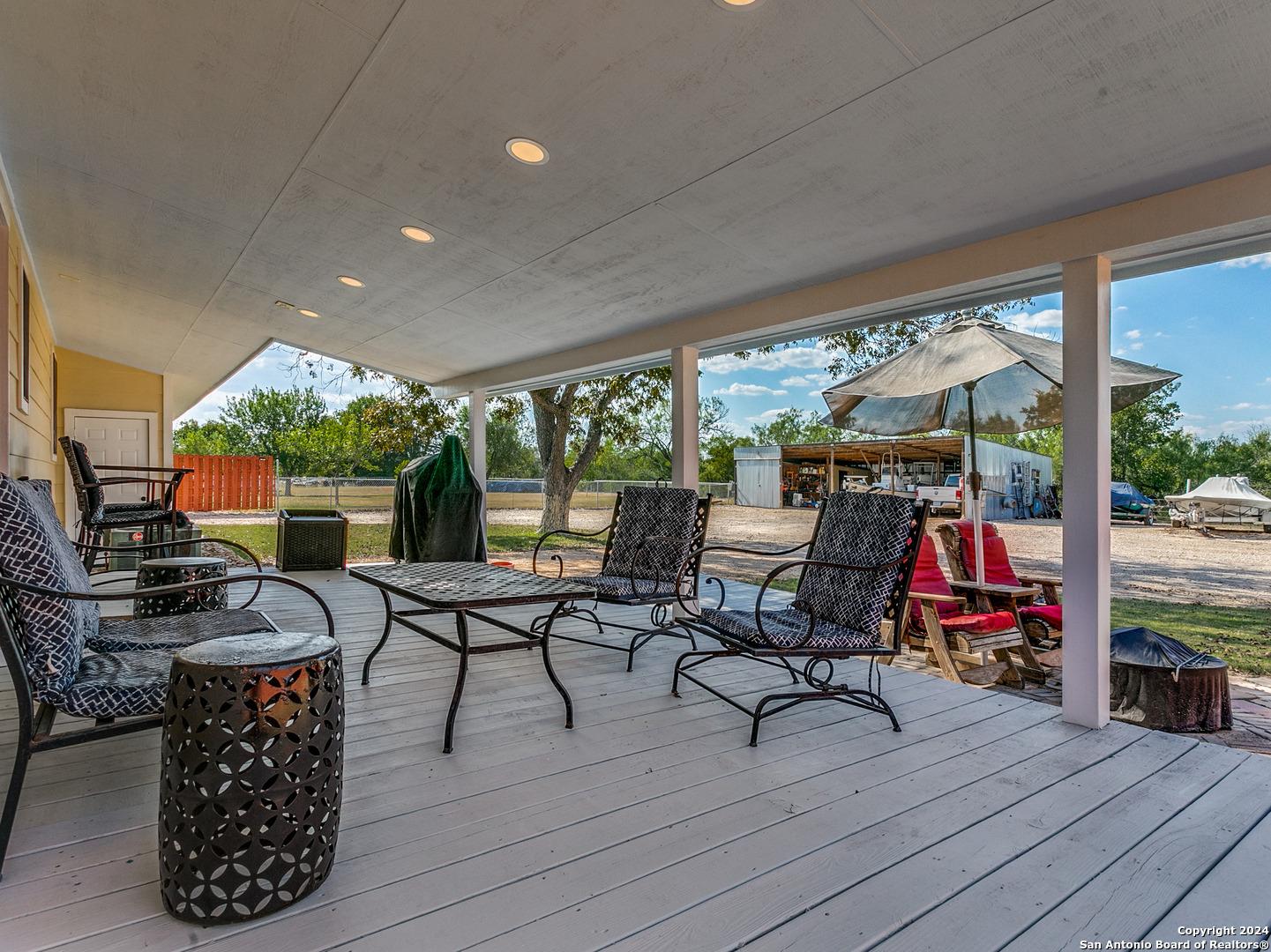 Green Valley Rd, Marion, TX 78124