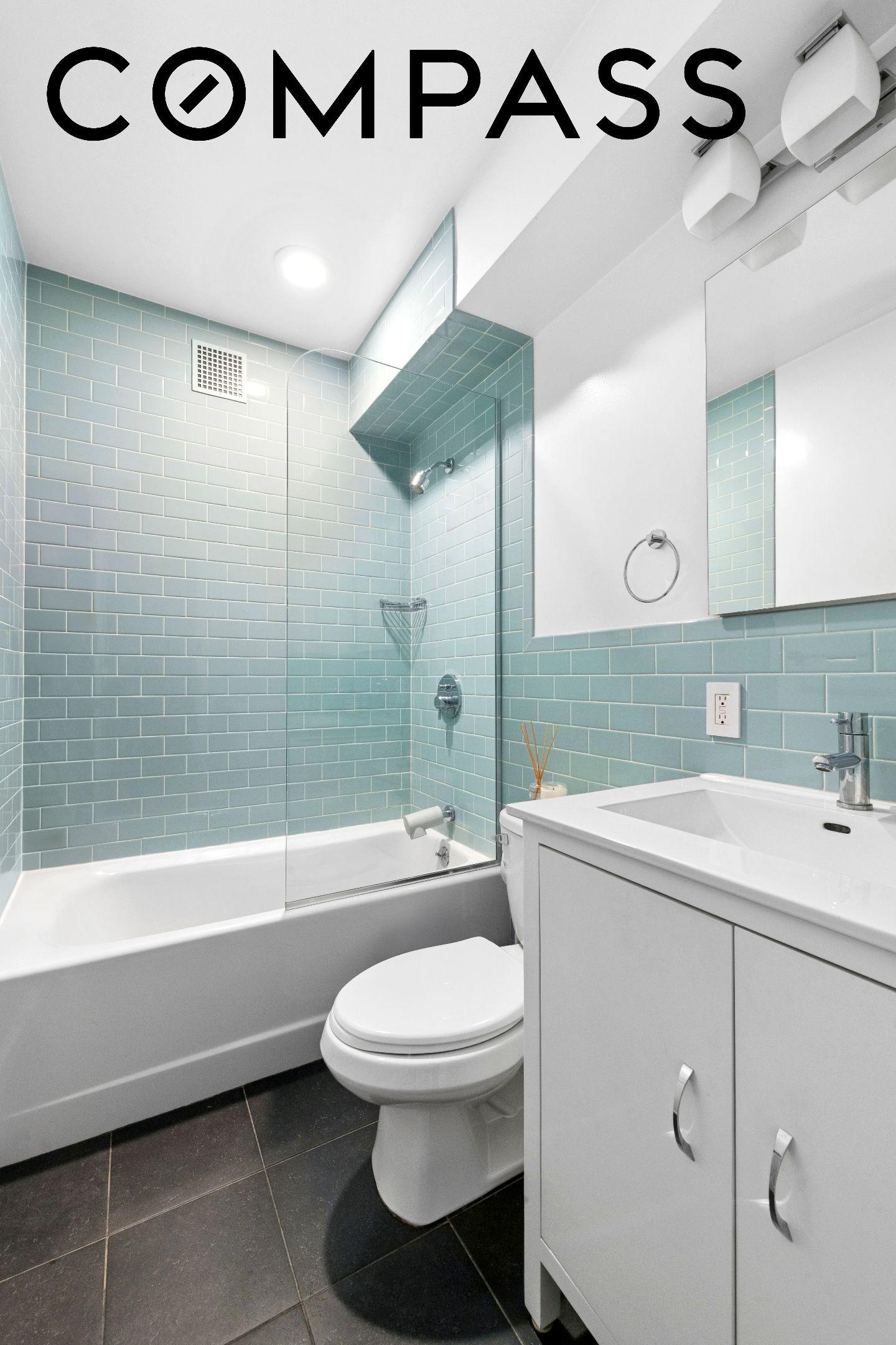 W 22nd St, New York, NY 10011