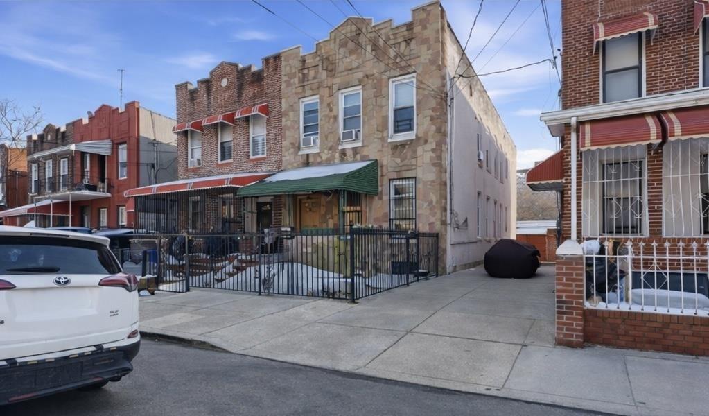 Lott Ave, Brooklyn, NY 11212