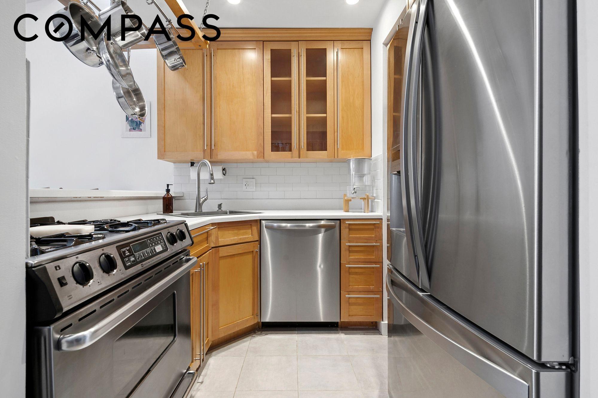 Battery Ave, Brooklyn, NY 11209