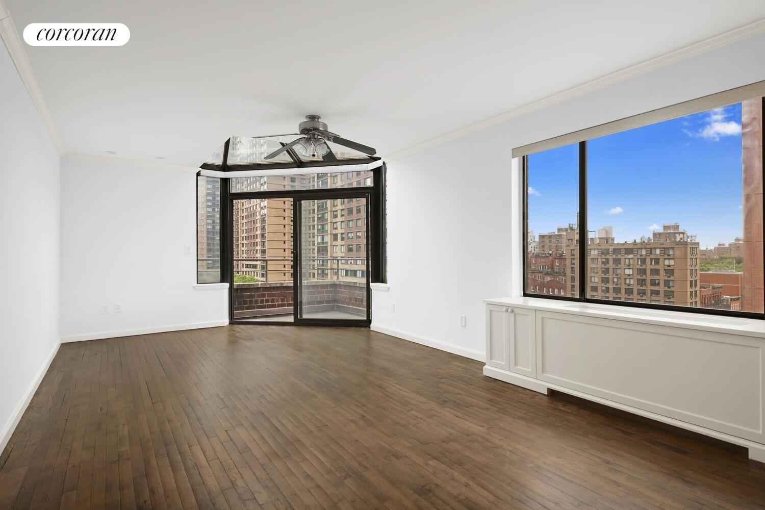 E 95th St, New York, NY 10128