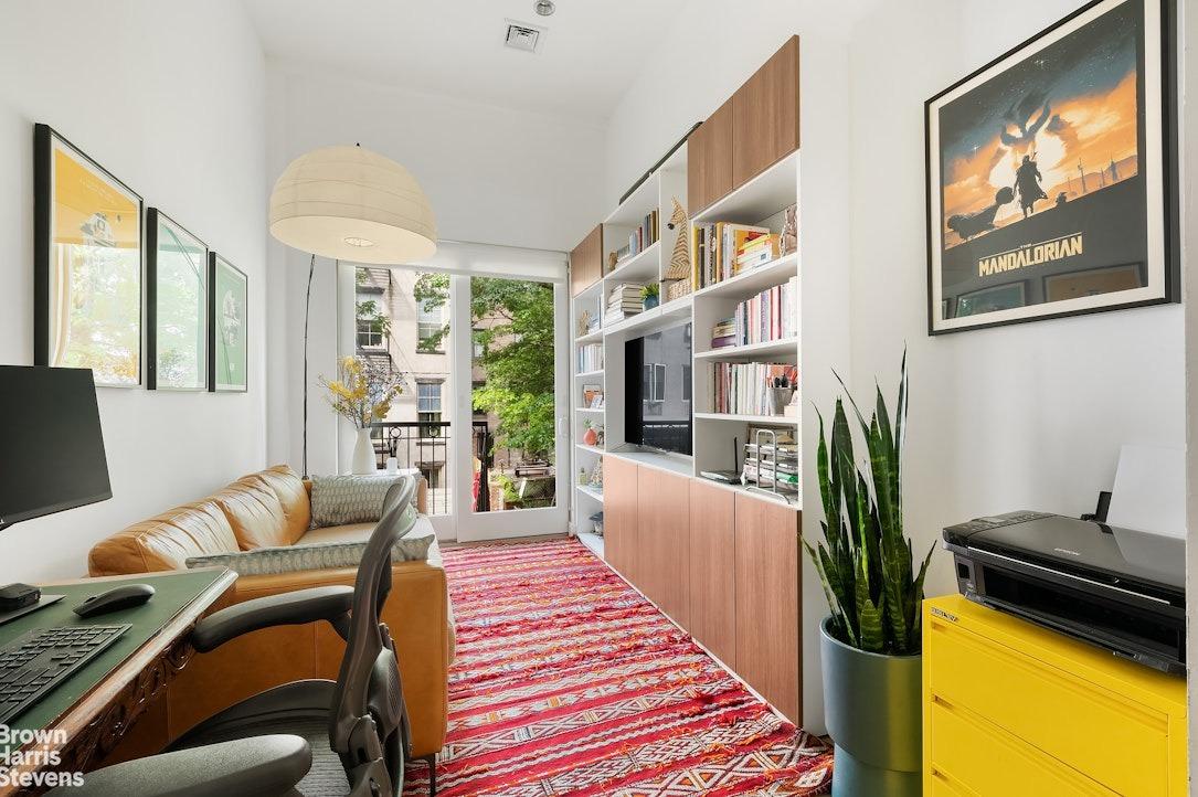 W 122nd St, New York, NY 10027