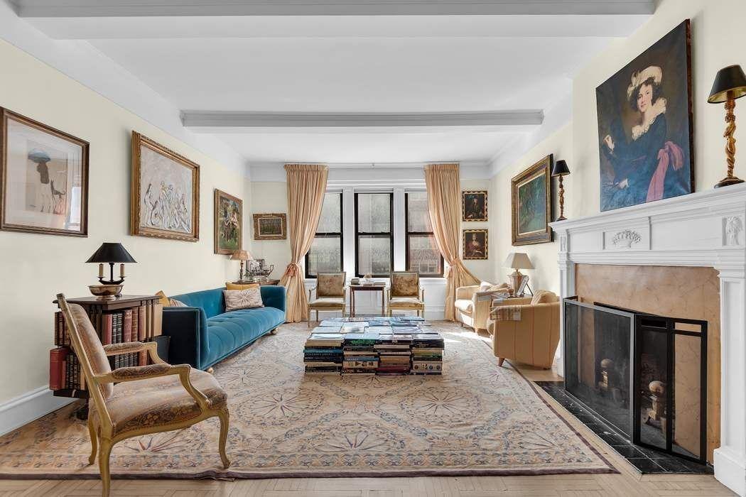 E 86th St, New York, NY 10028