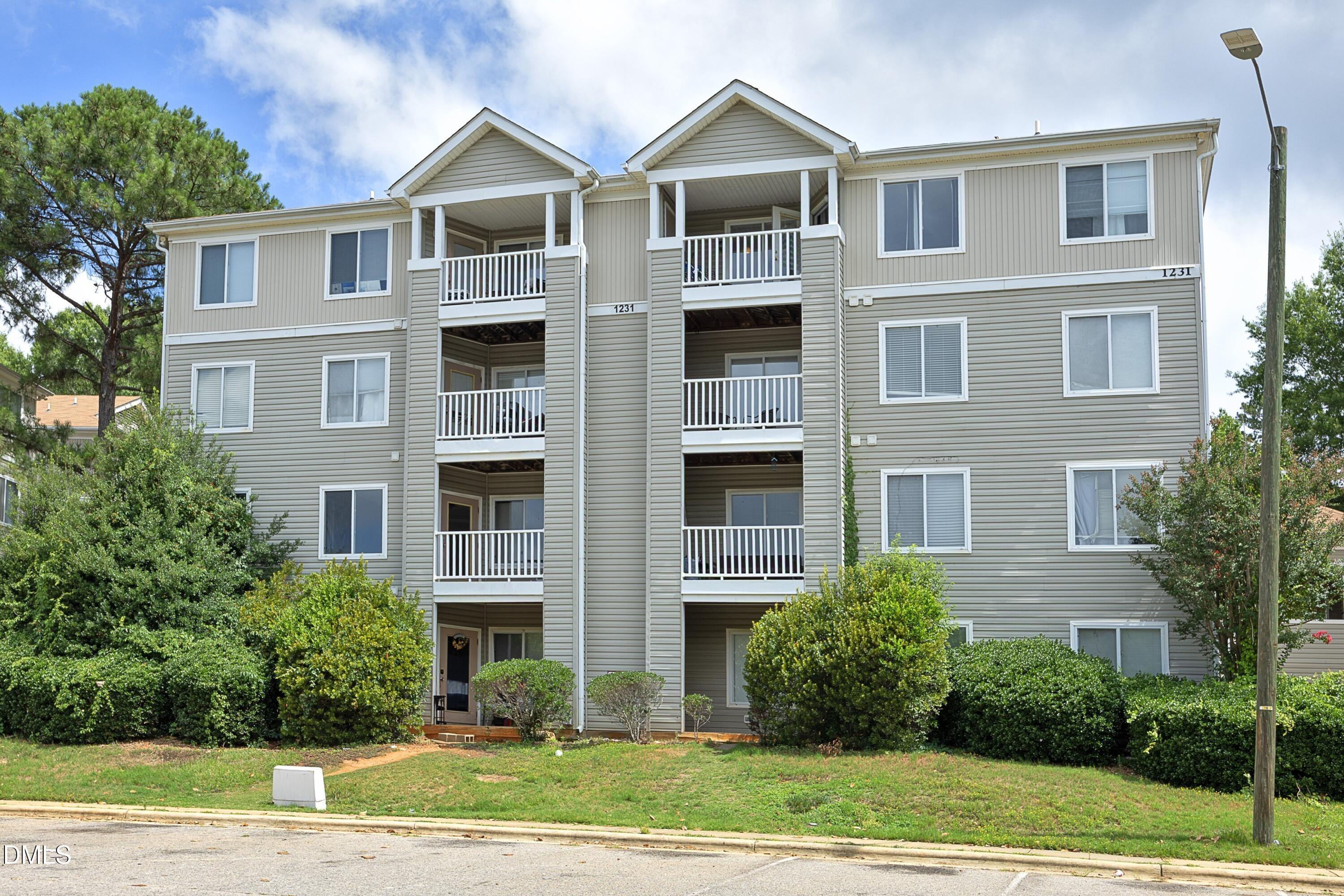 University Ct, Raleigh, NC 27606