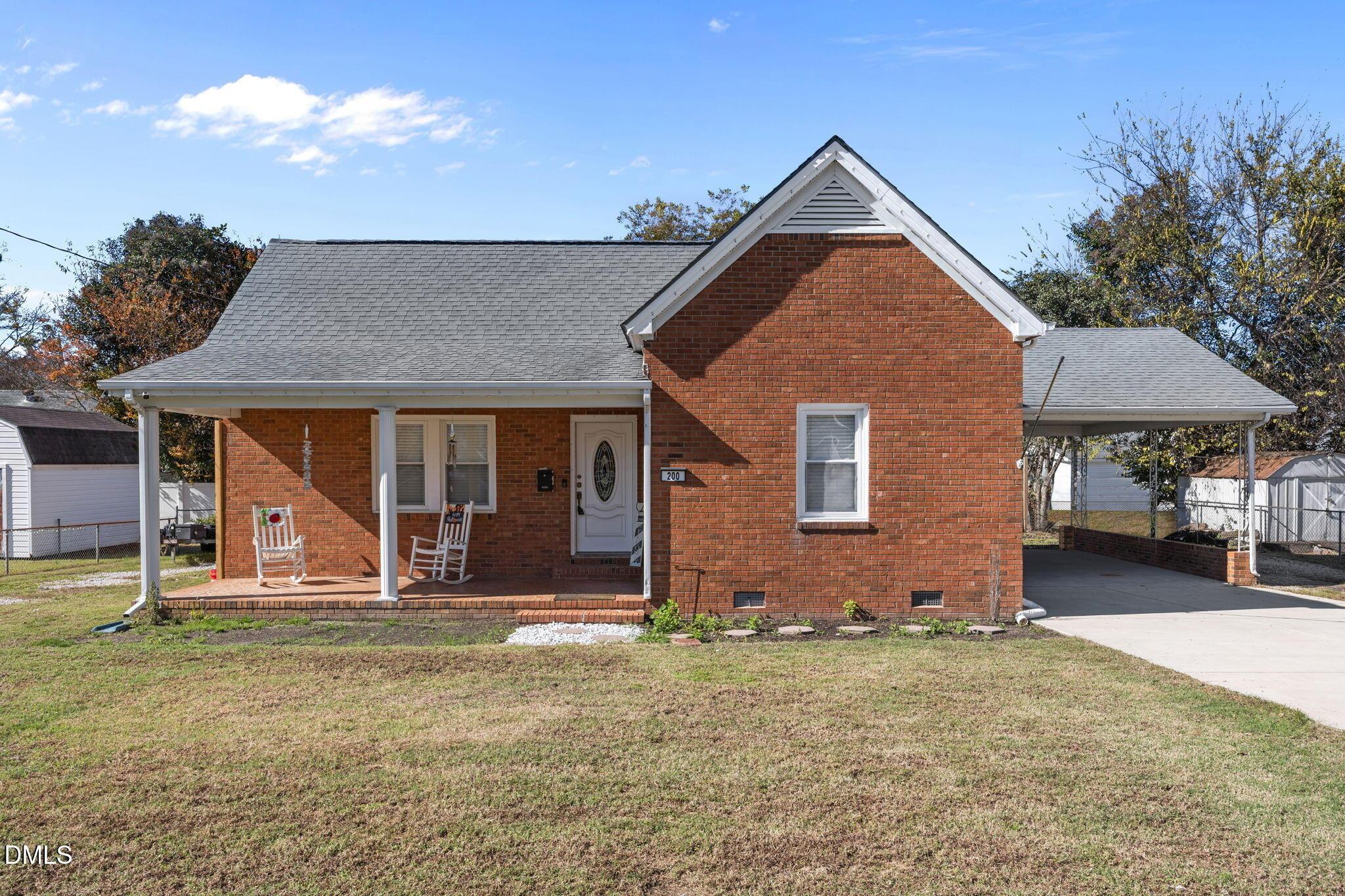 S 11th St, Erwin, NC 28339
