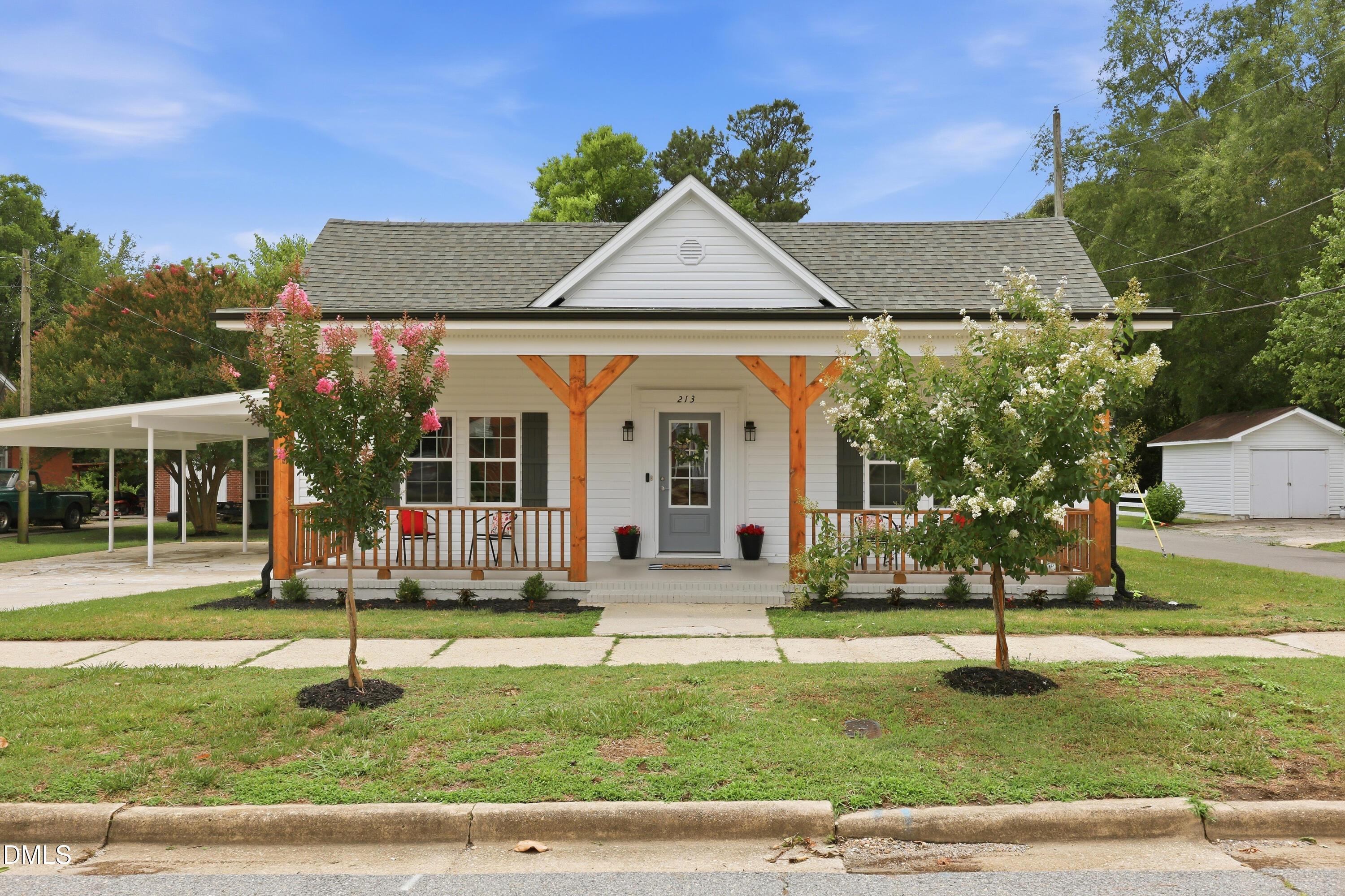 W Parrish Dr, Benson, NC 27504