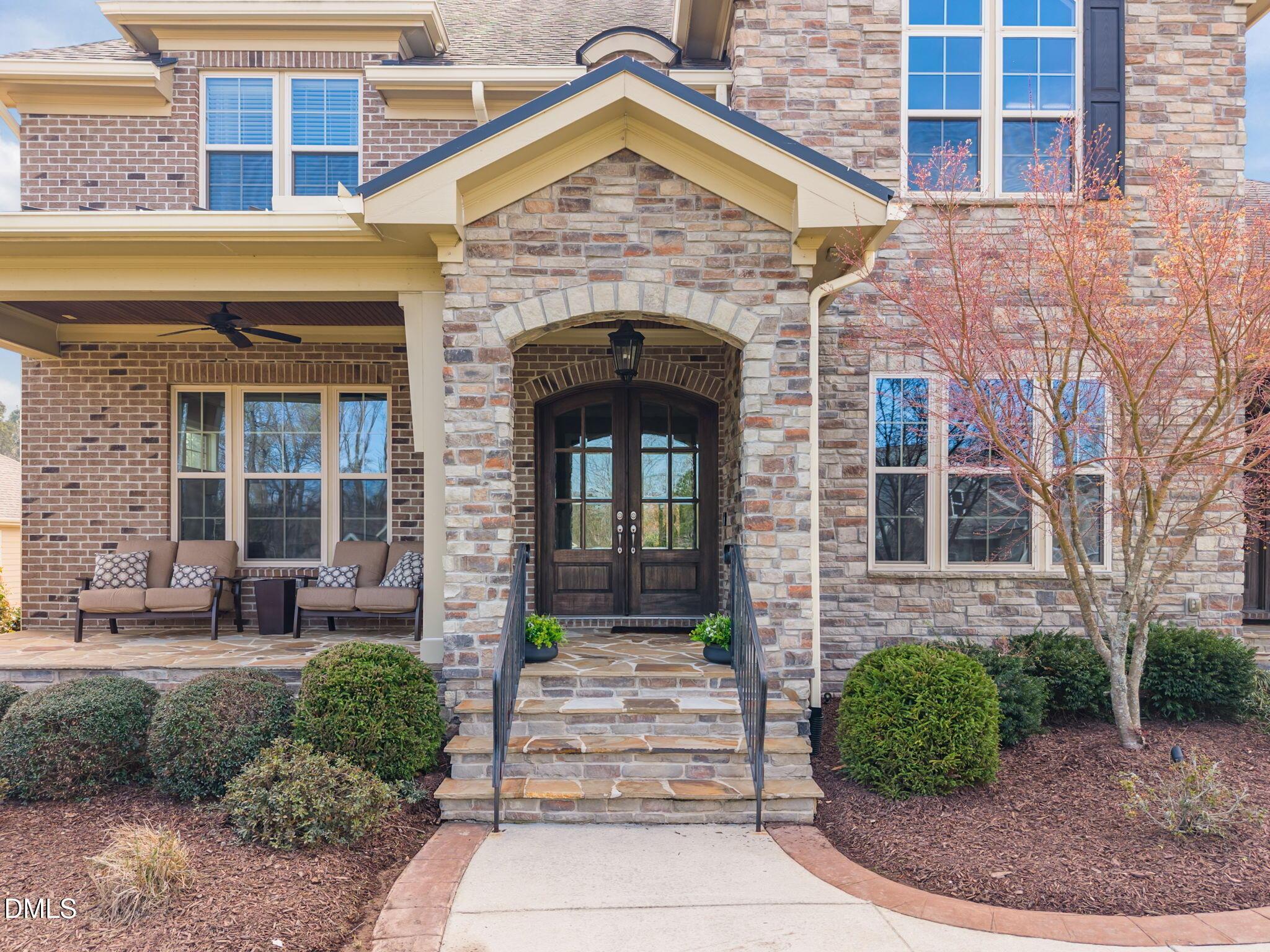 Rolling Meadows Ln, Chapel Hill, NC 27517