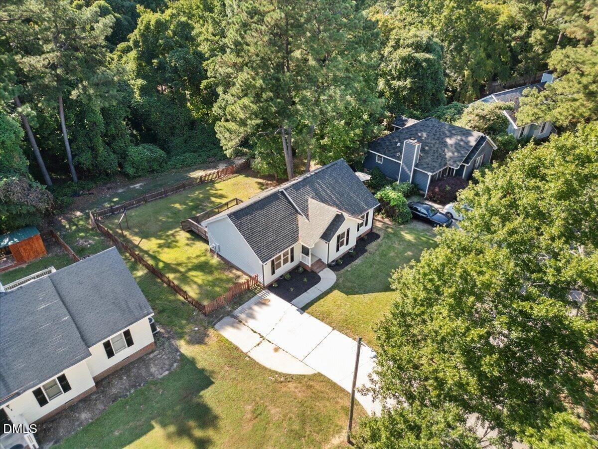 Castlegate Dr, Raleigh, NC 27616