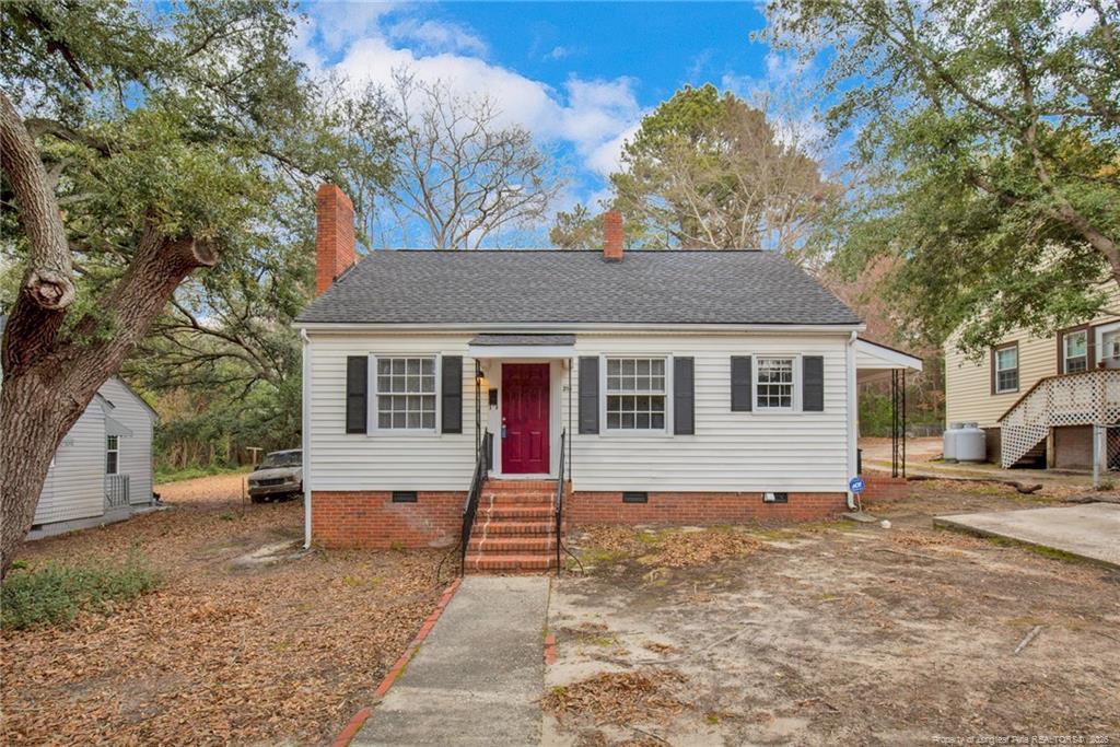 Hawthorne Rd, Fayetteville, NC 28301