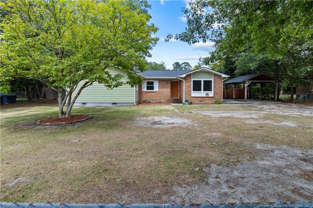Lemont Dr, Fayetteville, NC 28303
