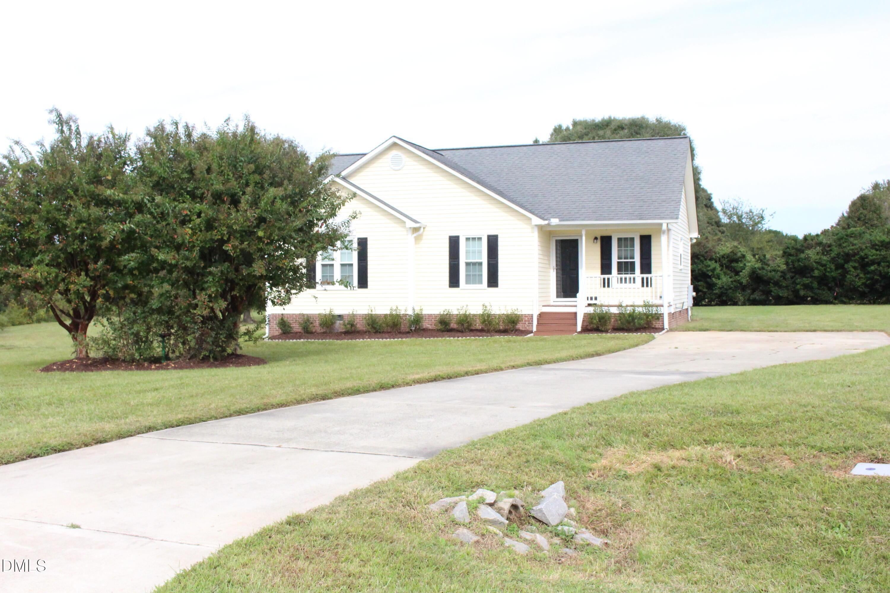 Eddy Ct, Benson, NC 27504