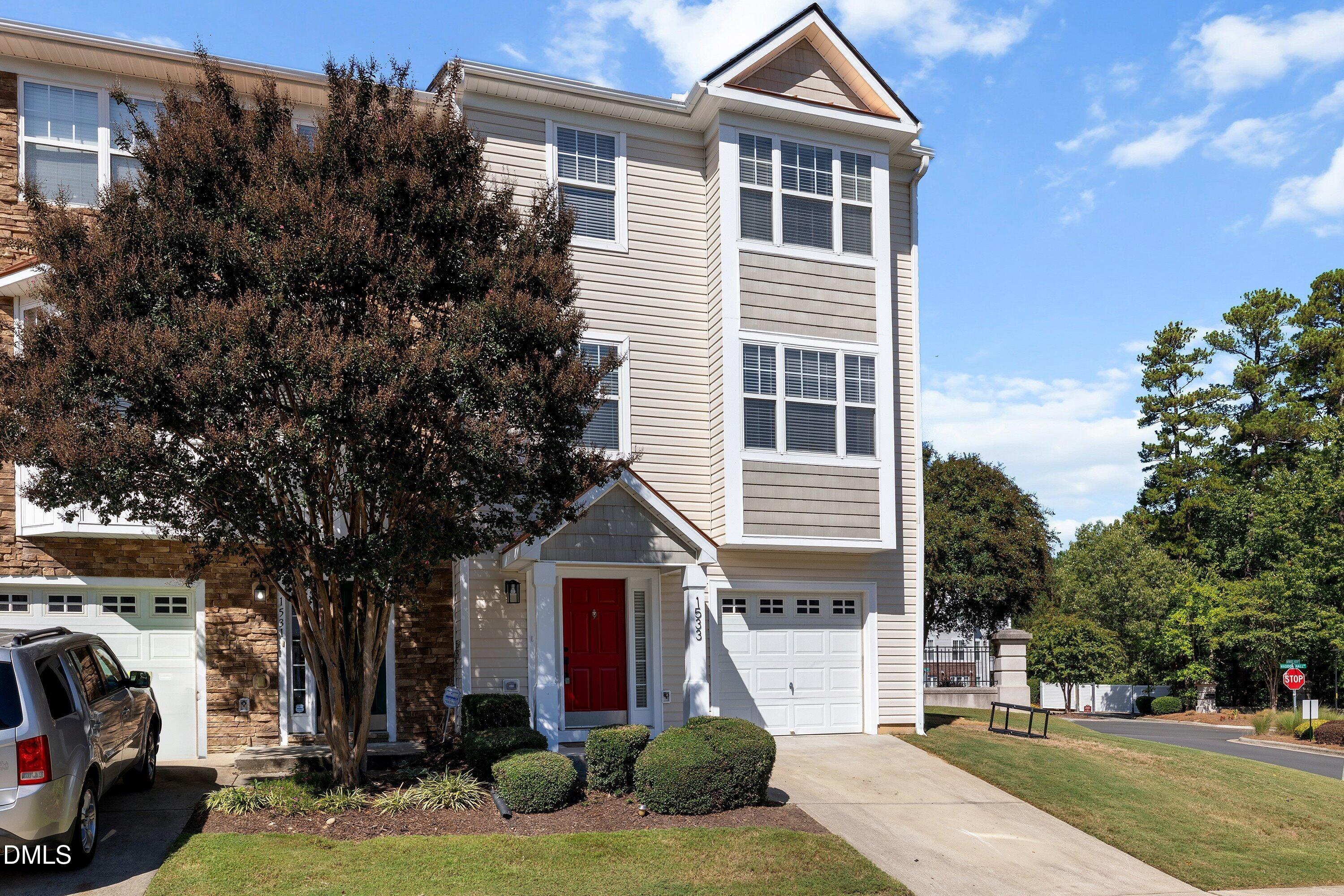 Haywards Heath Ln, Apex, NC 27502