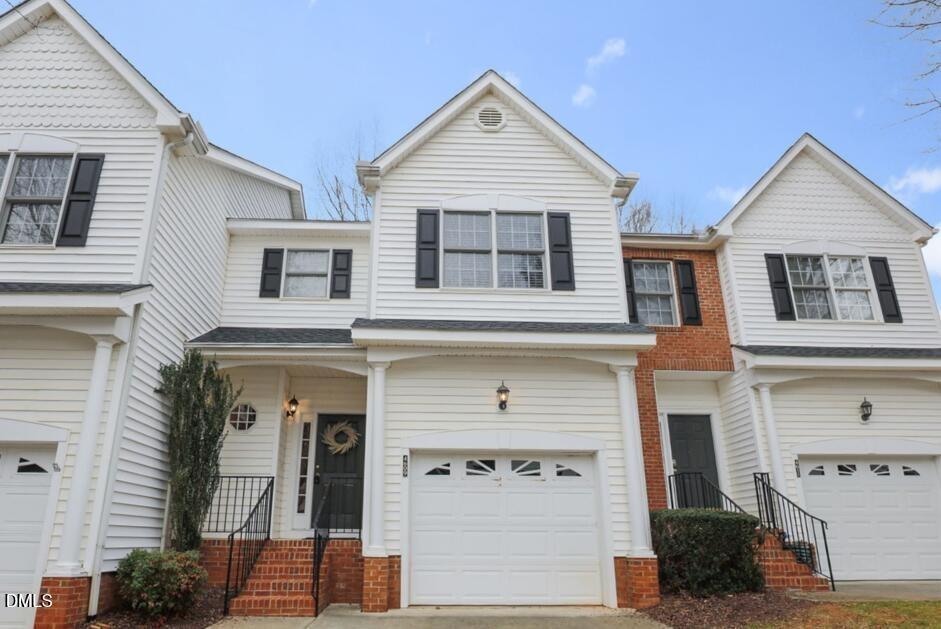 Asterwood Dr, Raleigh, NC 27606