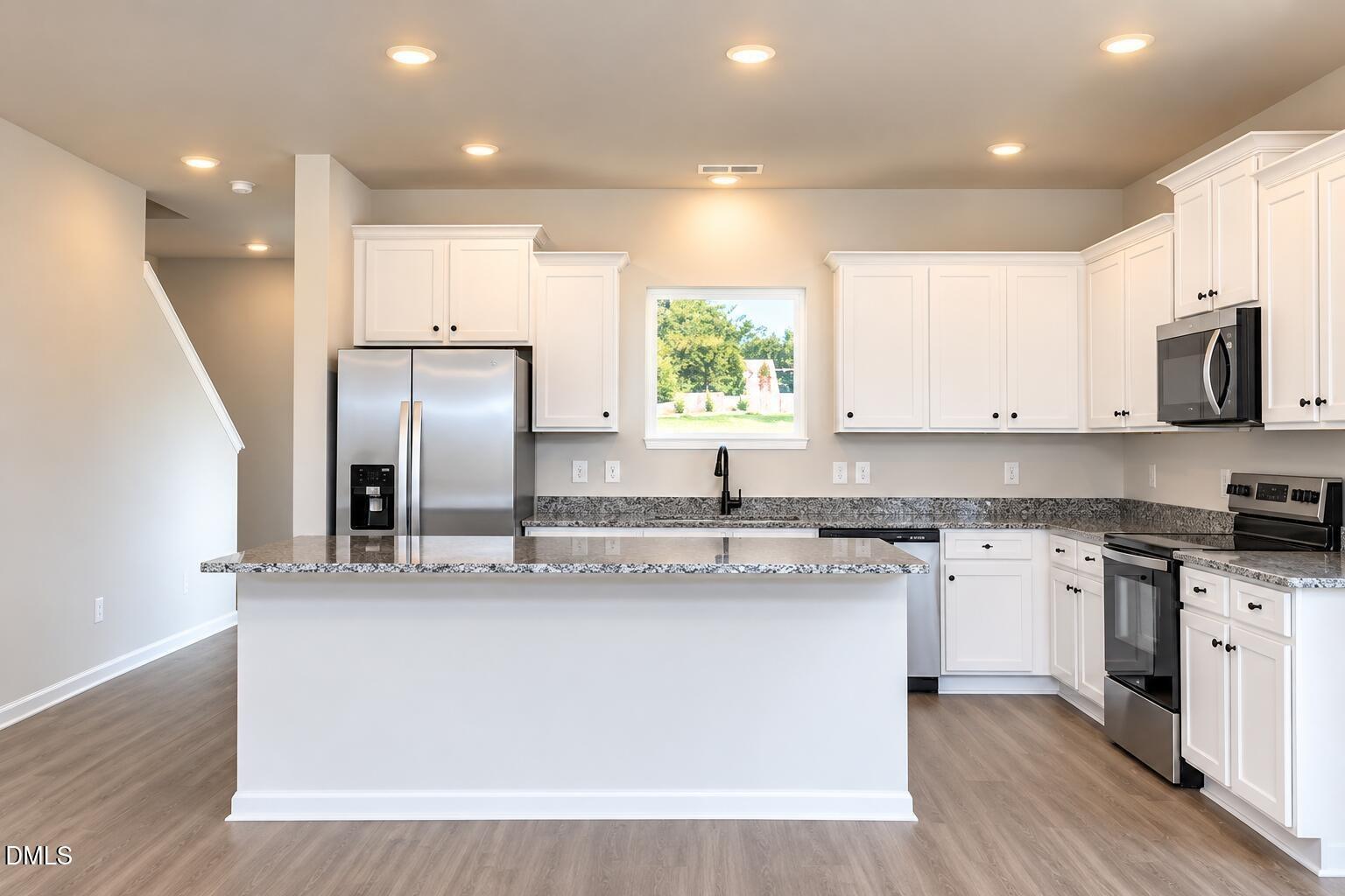 Neuse Hollow Ct, Clayton, NC 27527