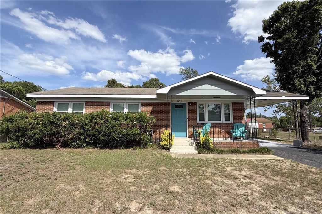 Vardaman Ave, Hope Mills, NC 28348