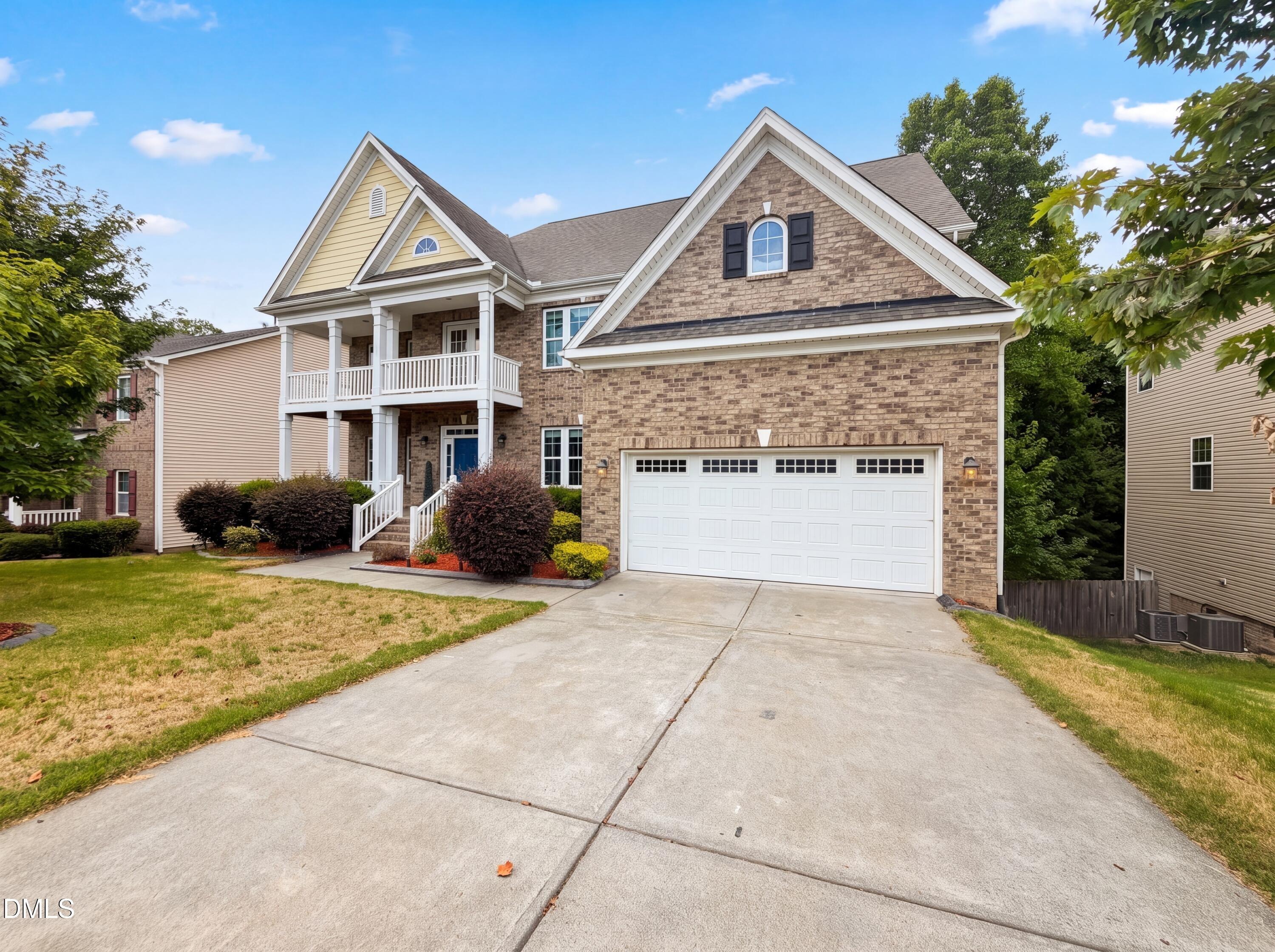 Knollcrest Ln, Knightdale, NC 27545