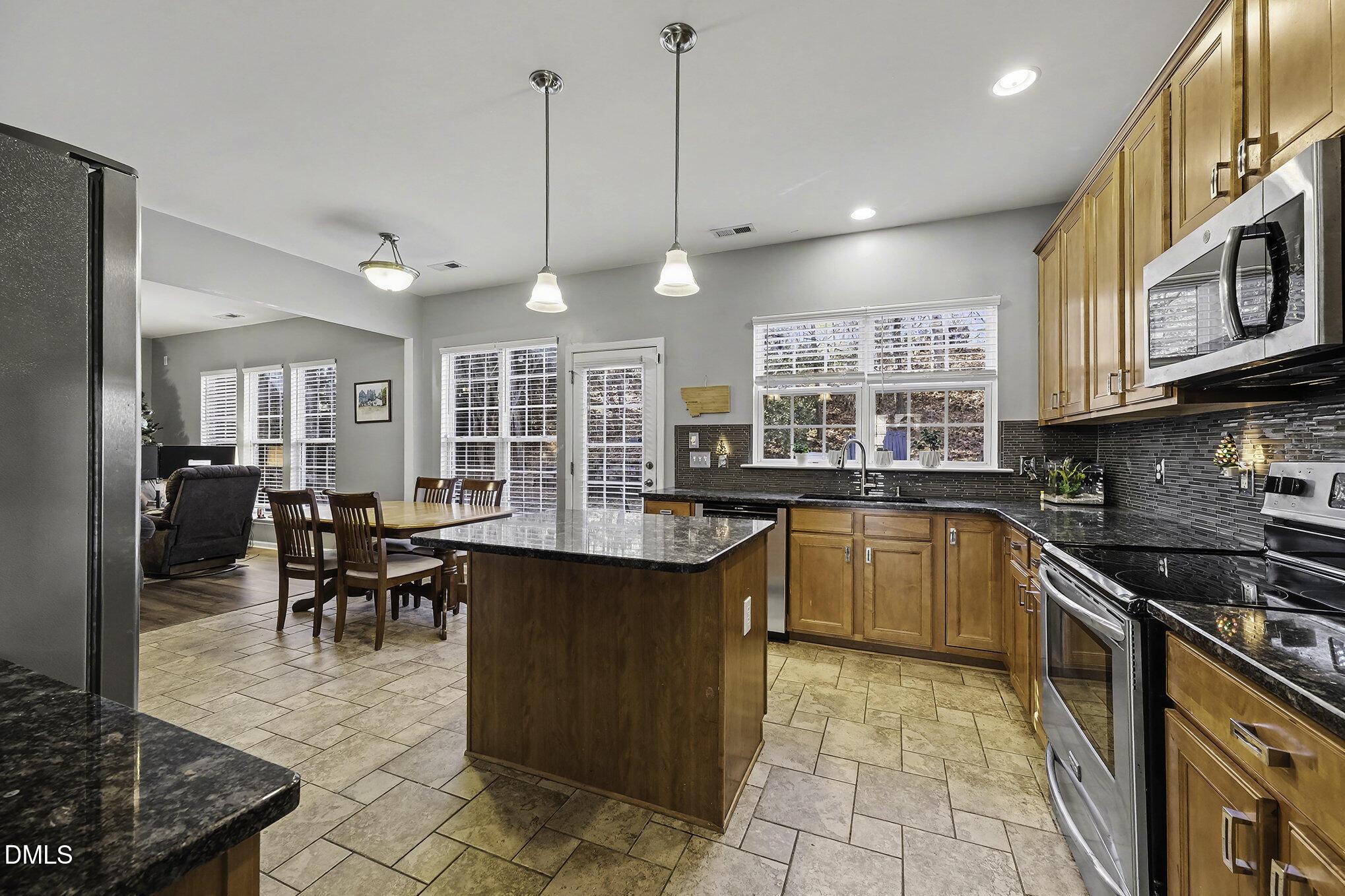 Clover Creek Ct, Raleigh, NC 27613
