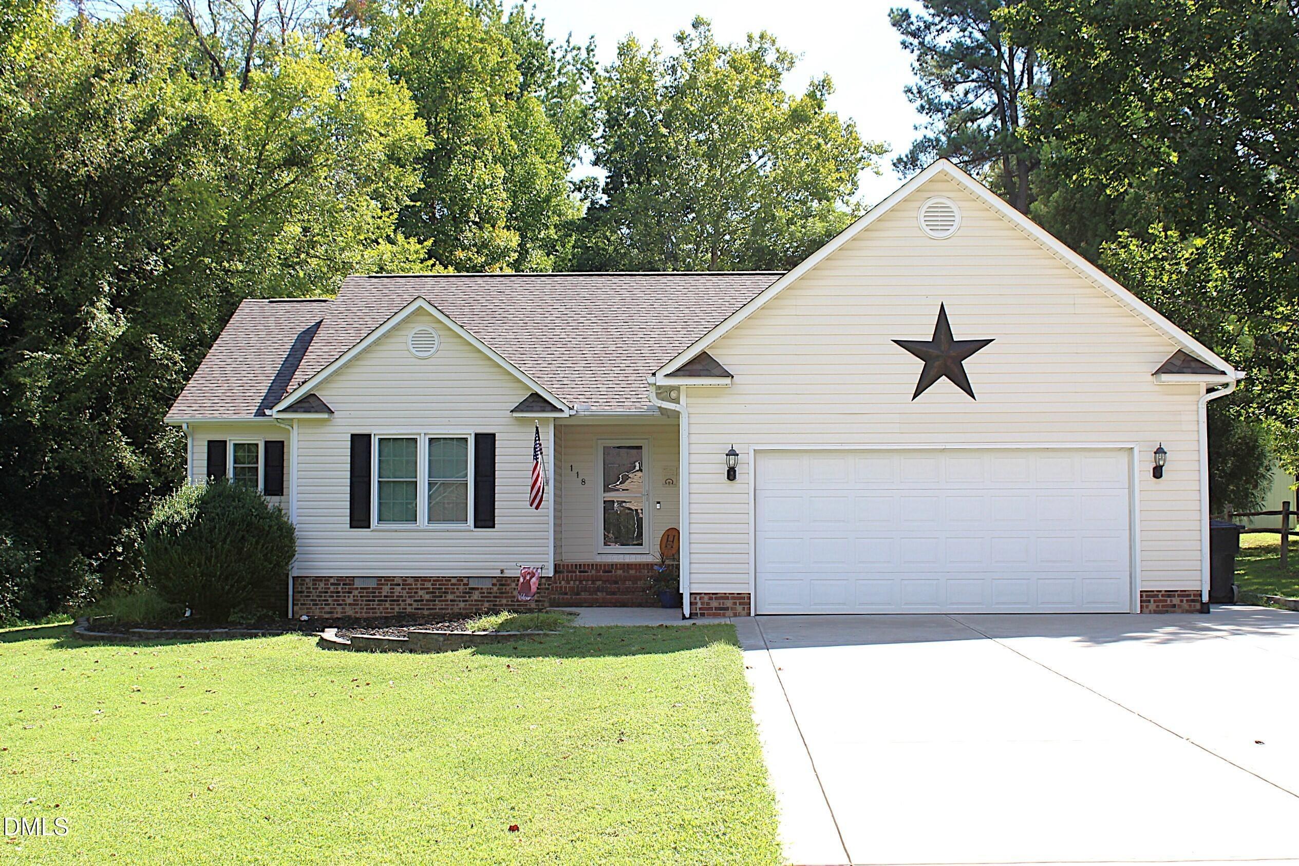 Random Ln, Burlington, NC 27215