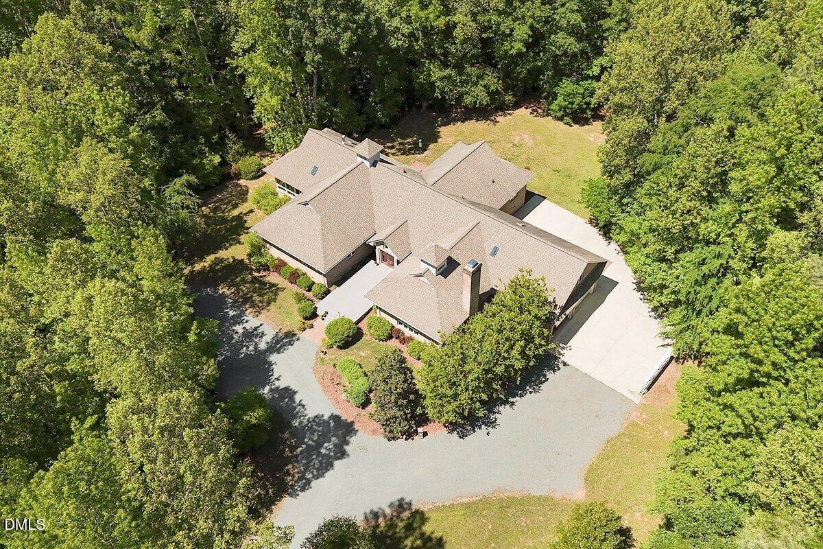 Wood Duck Ln, Hillsborough, NC 27278