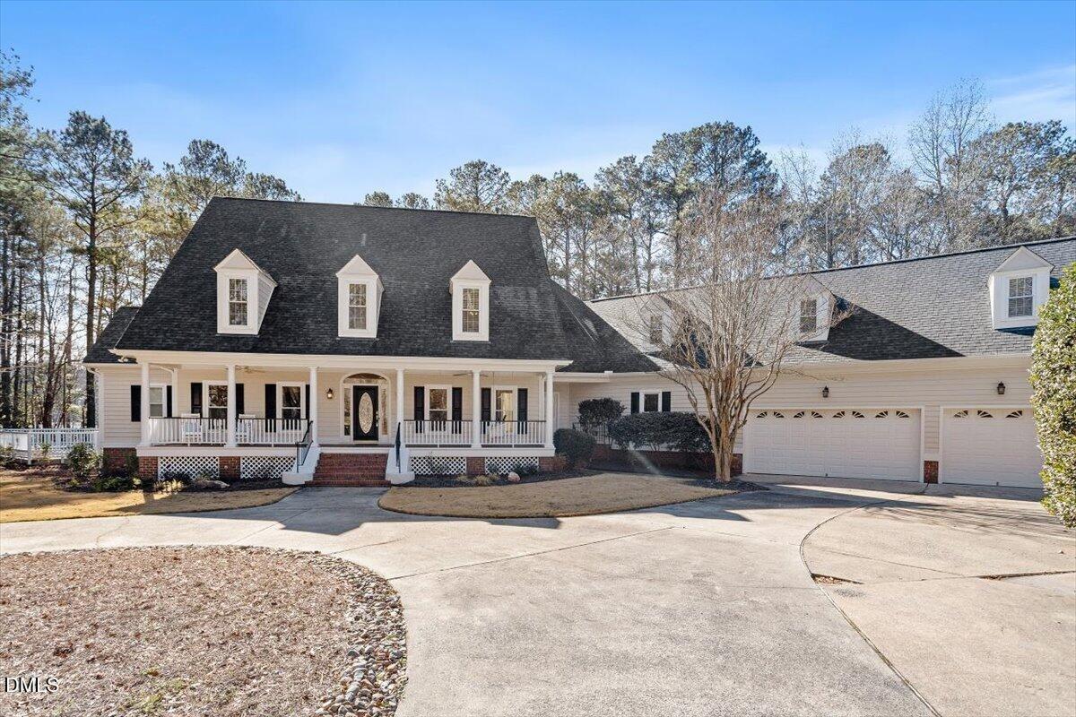 Moonflower Ct, Holly Springs, NC 27540