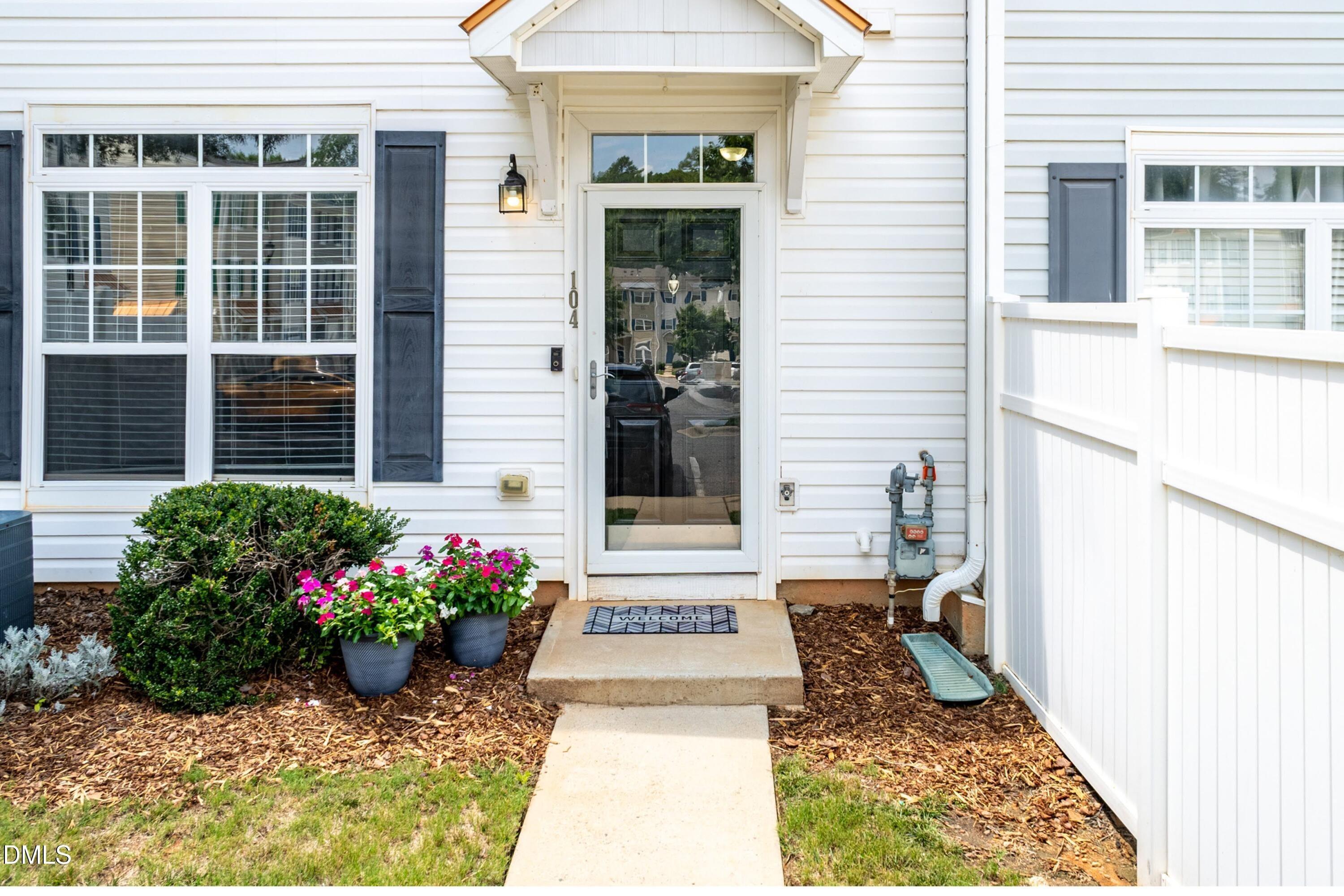 Valley Edge Dr, Raleigh, NC 27614