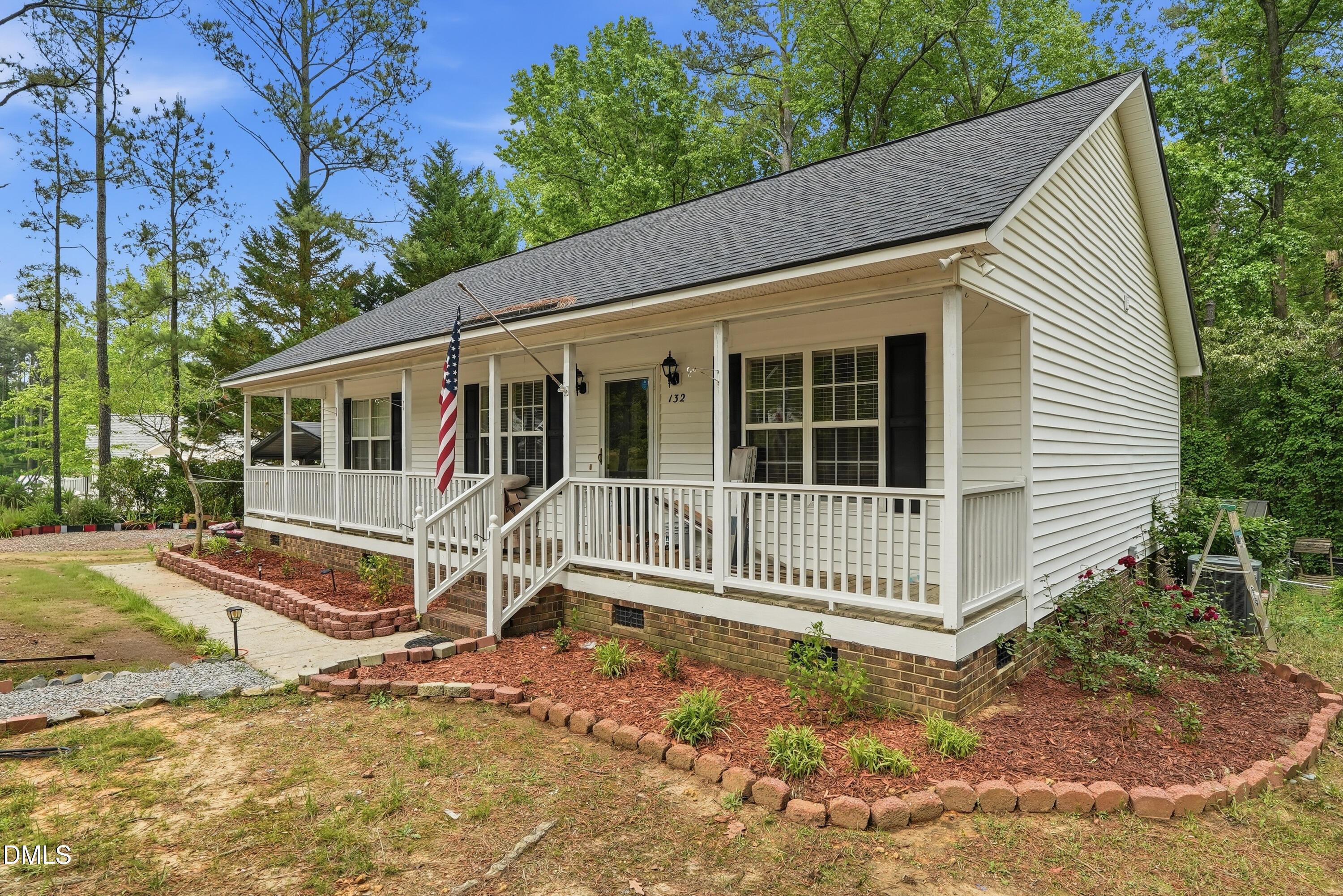 Hilltop Dr, Four Oaks, NC 27524