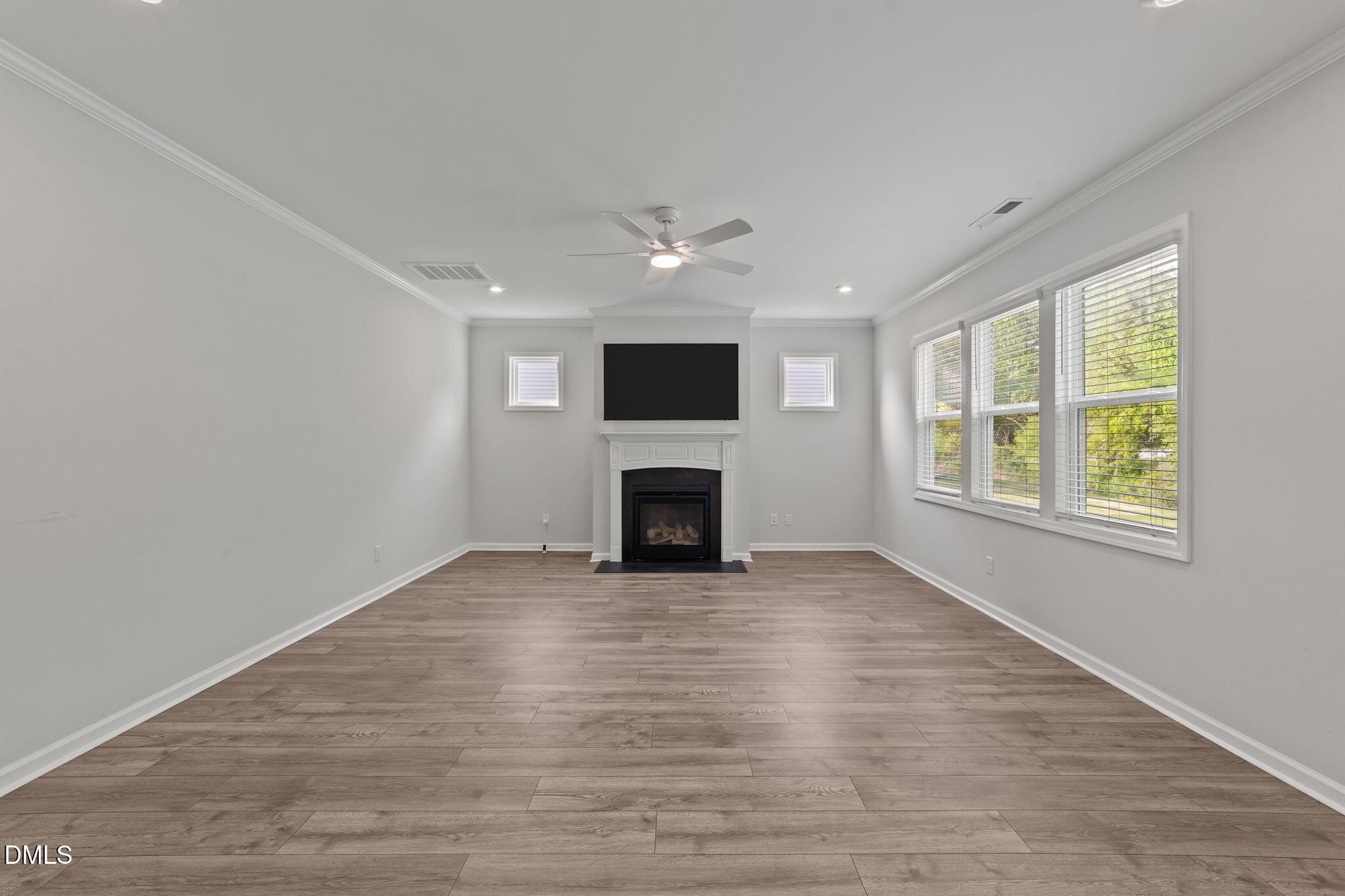 Sposato Ln, Clayton, NC 27527