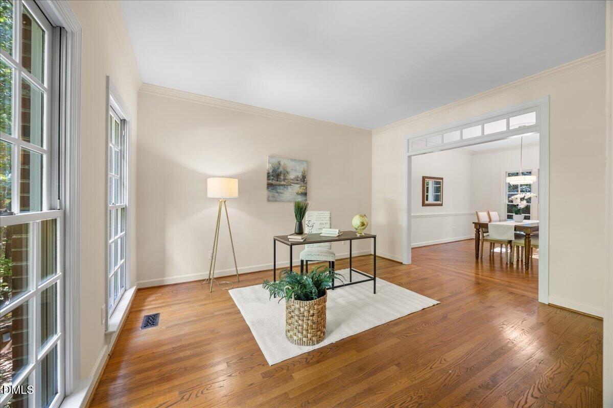 Oaksong Ct, Fuquay Varina, NC 27526