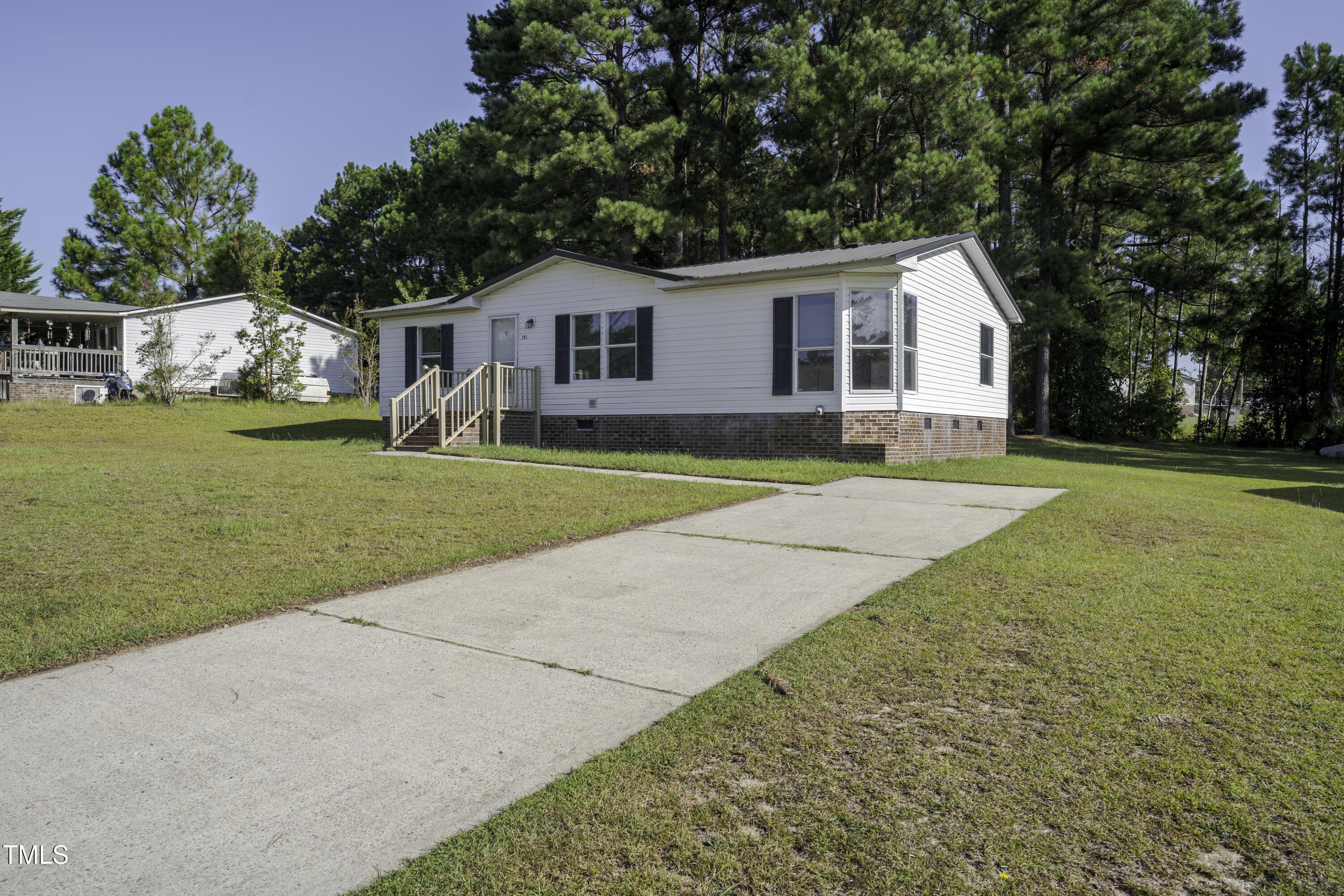 Old Salem Dr, Spring Lake, NC 28390