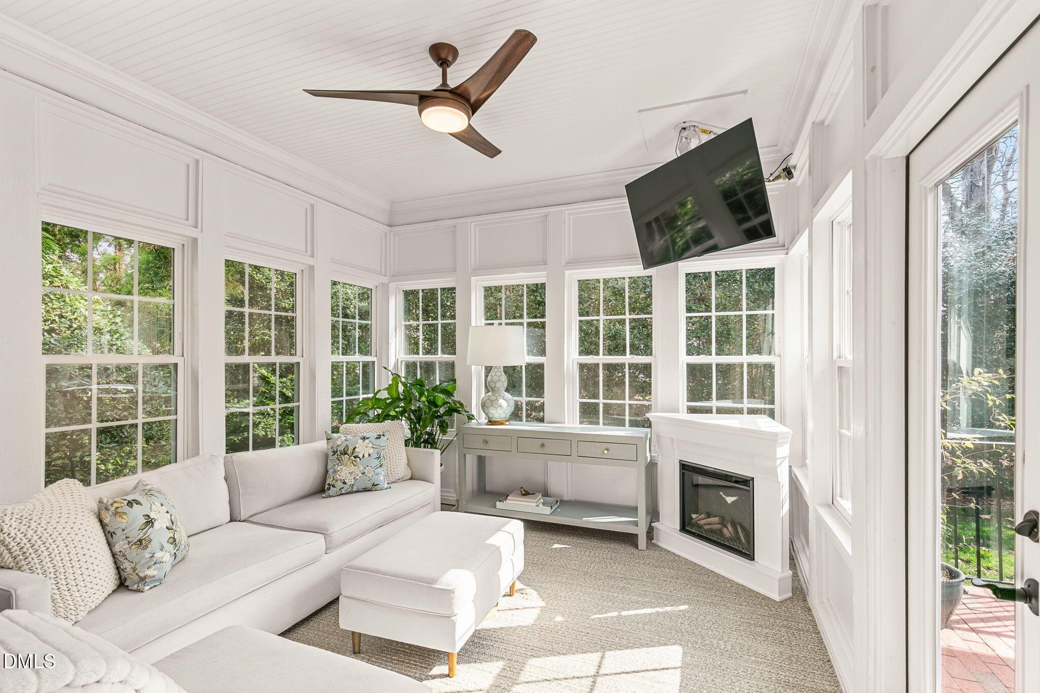 Everard, Chapel Hill, NC 27517
