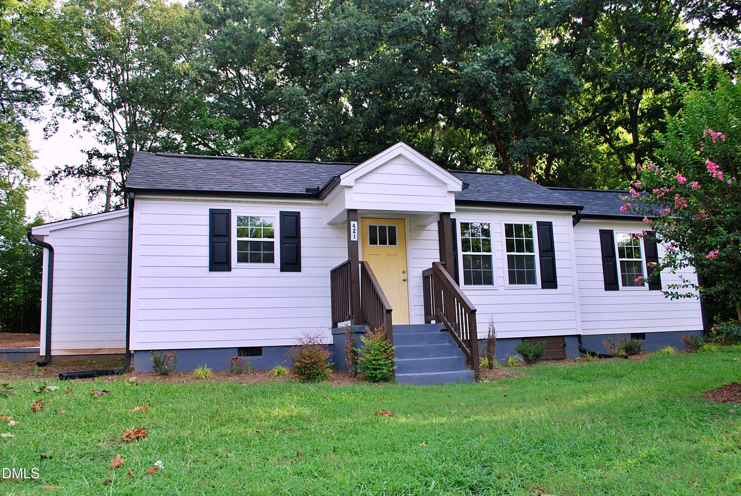 E Webb St, Mebane, NC 27302