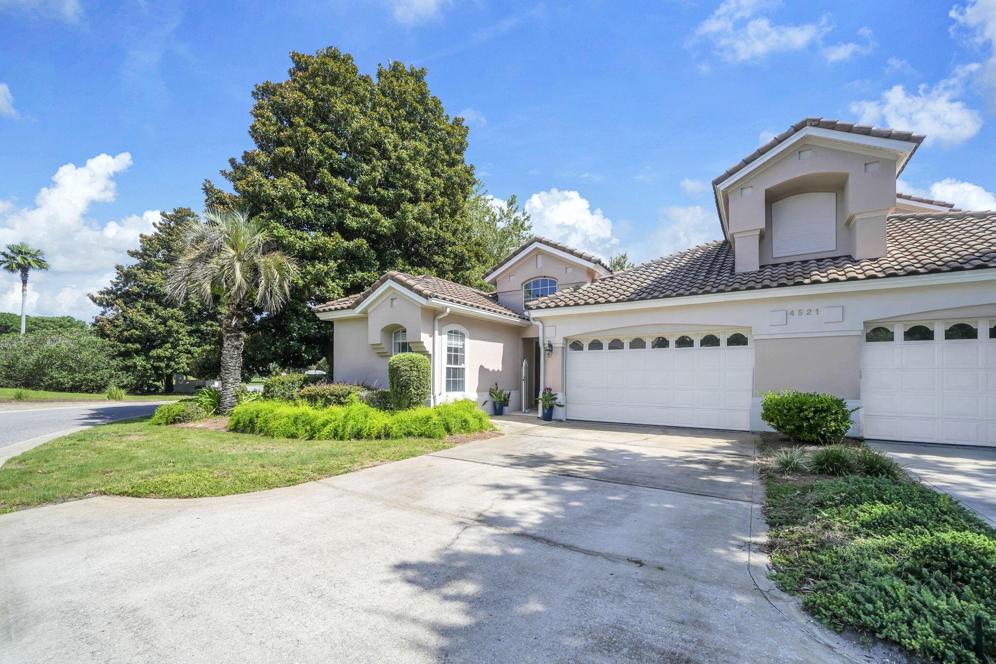 Golf Villa Ct, Destin, FL 32541