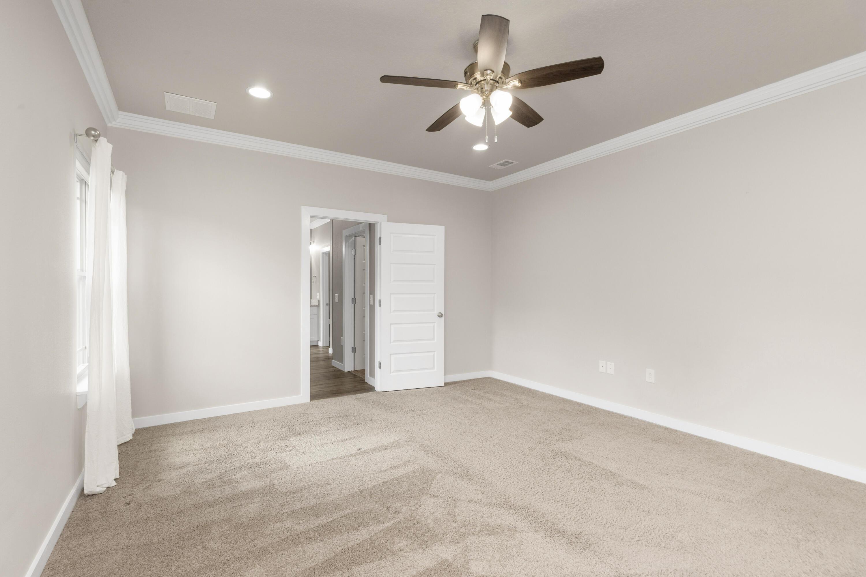 Amanda Ct, Crestview, FL 32536