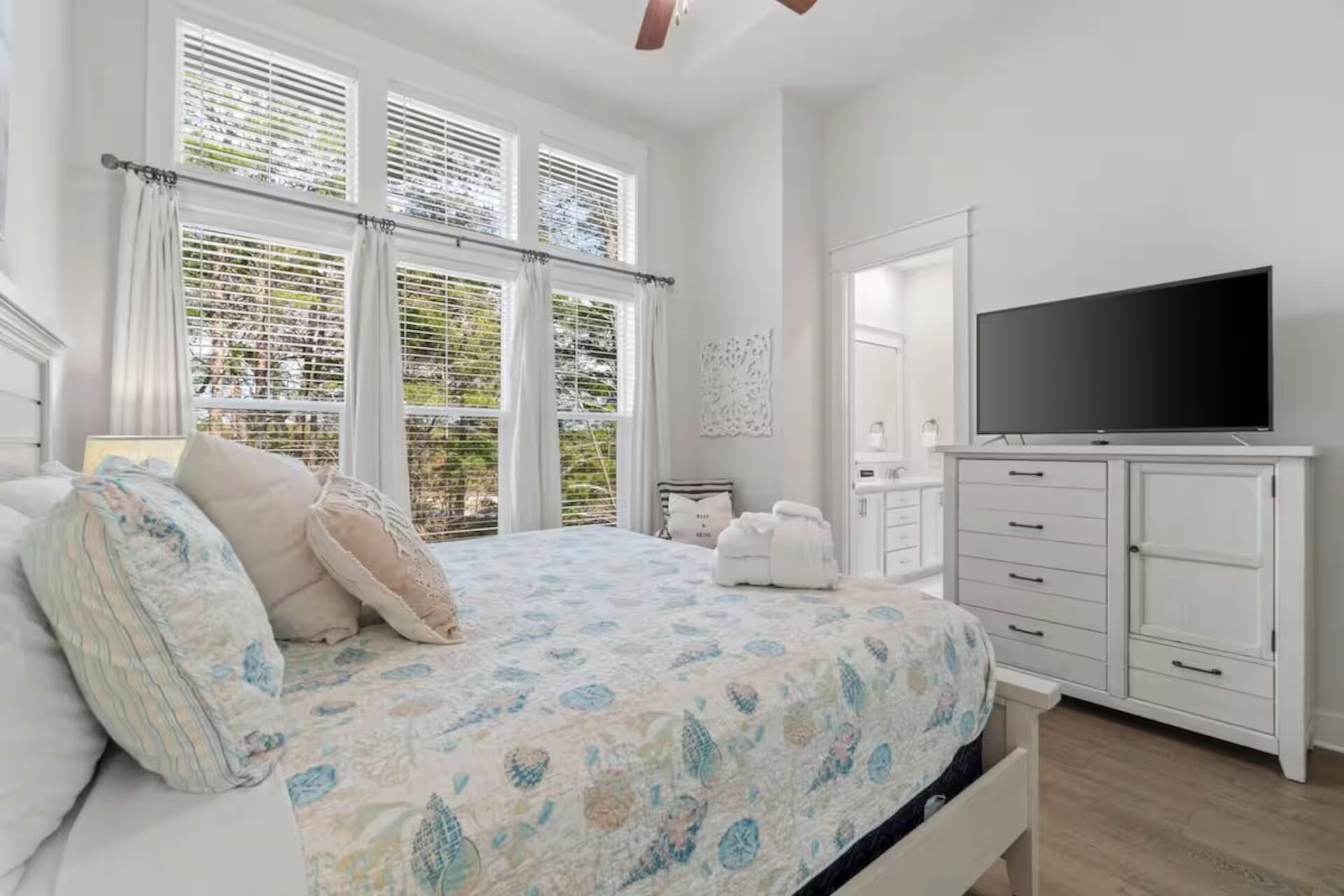 E Pine Lands Loop, Inlet Beach, FL 32461