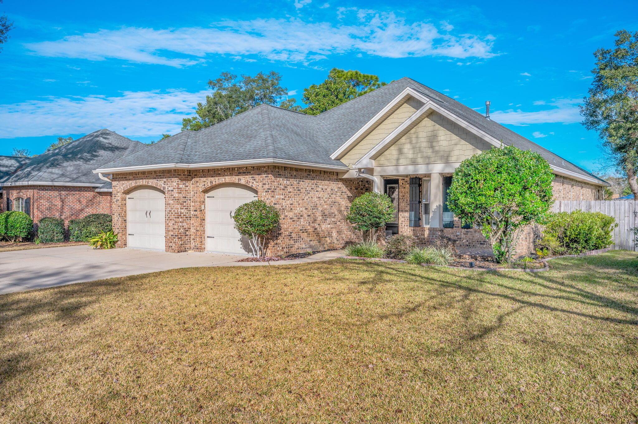Woods Dr, Niceville, FL 32578