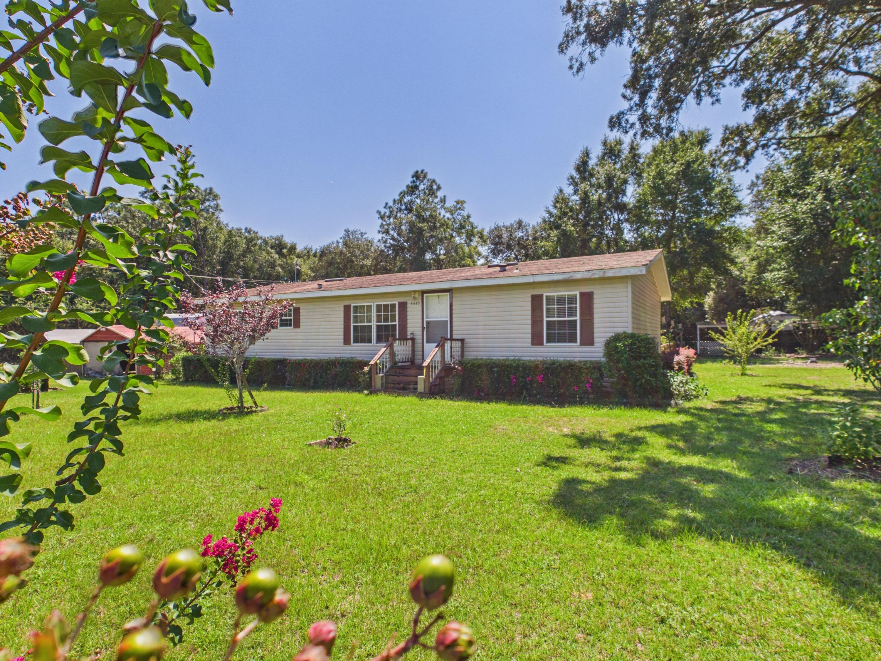 Joggers Ln, Milton, FL 32571