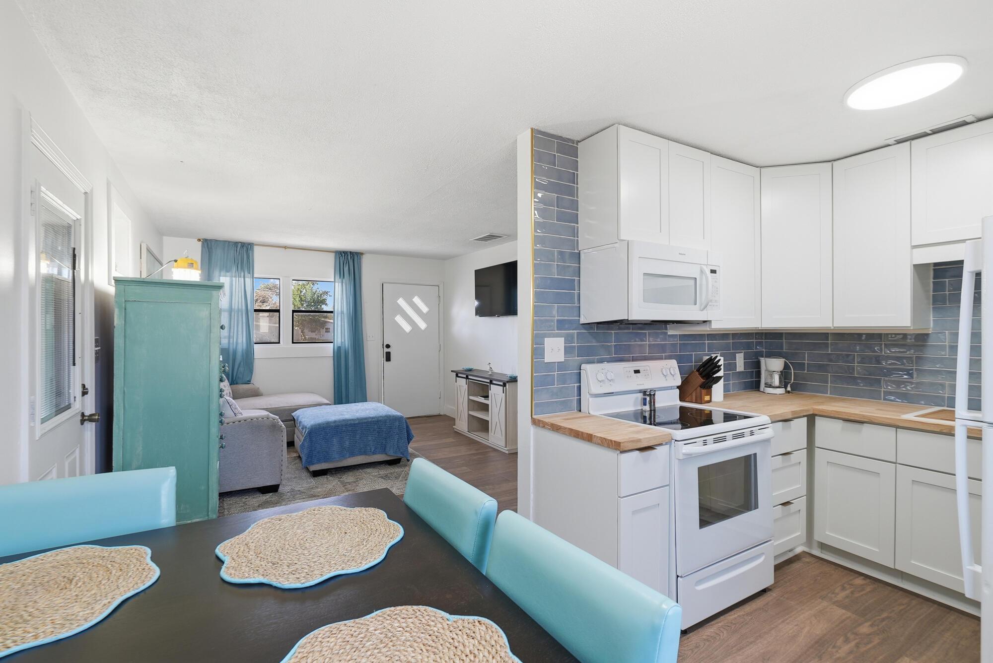 W 21st Ct, Panama City, FL 32405