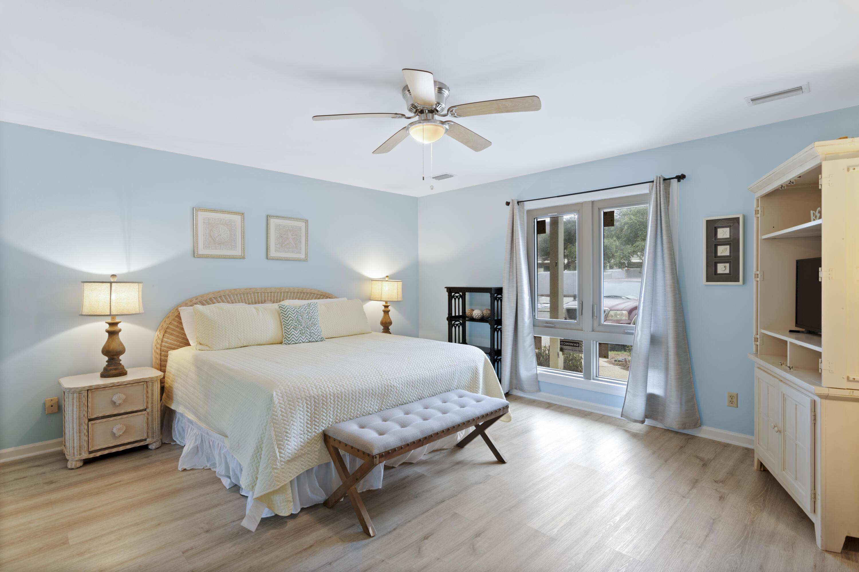 S Driftwood Bay, Miramar Beach, FL 32550