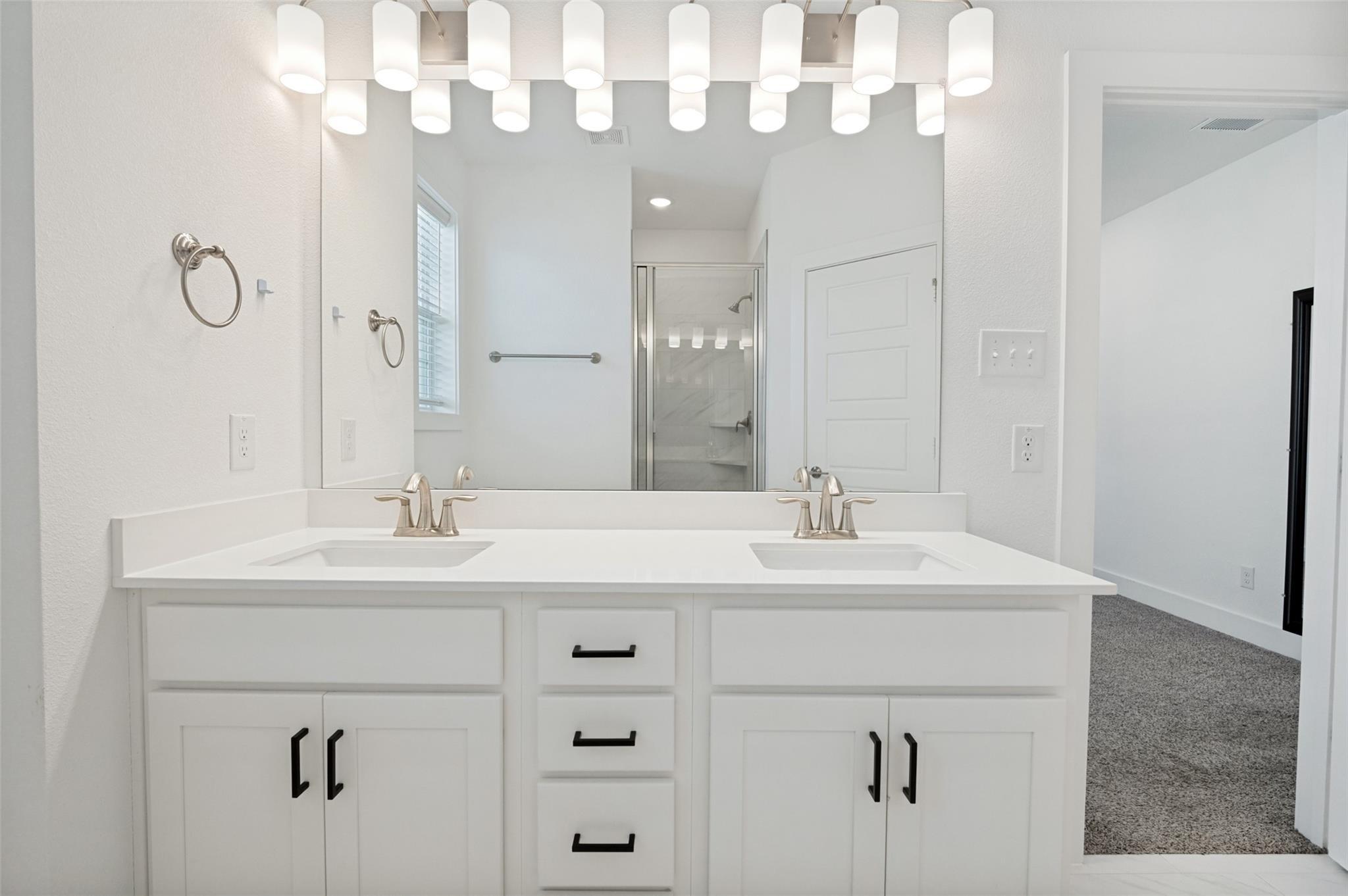 William Ct, Midlothian, TX 76065
