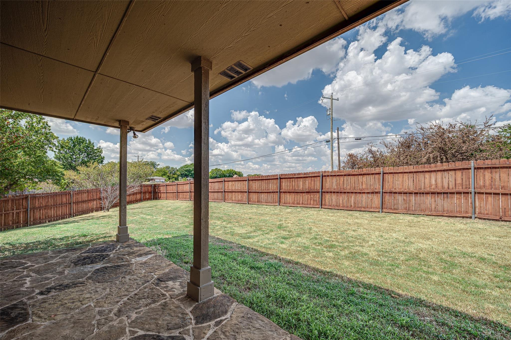 Covington Ct, Sherman, TX 75092