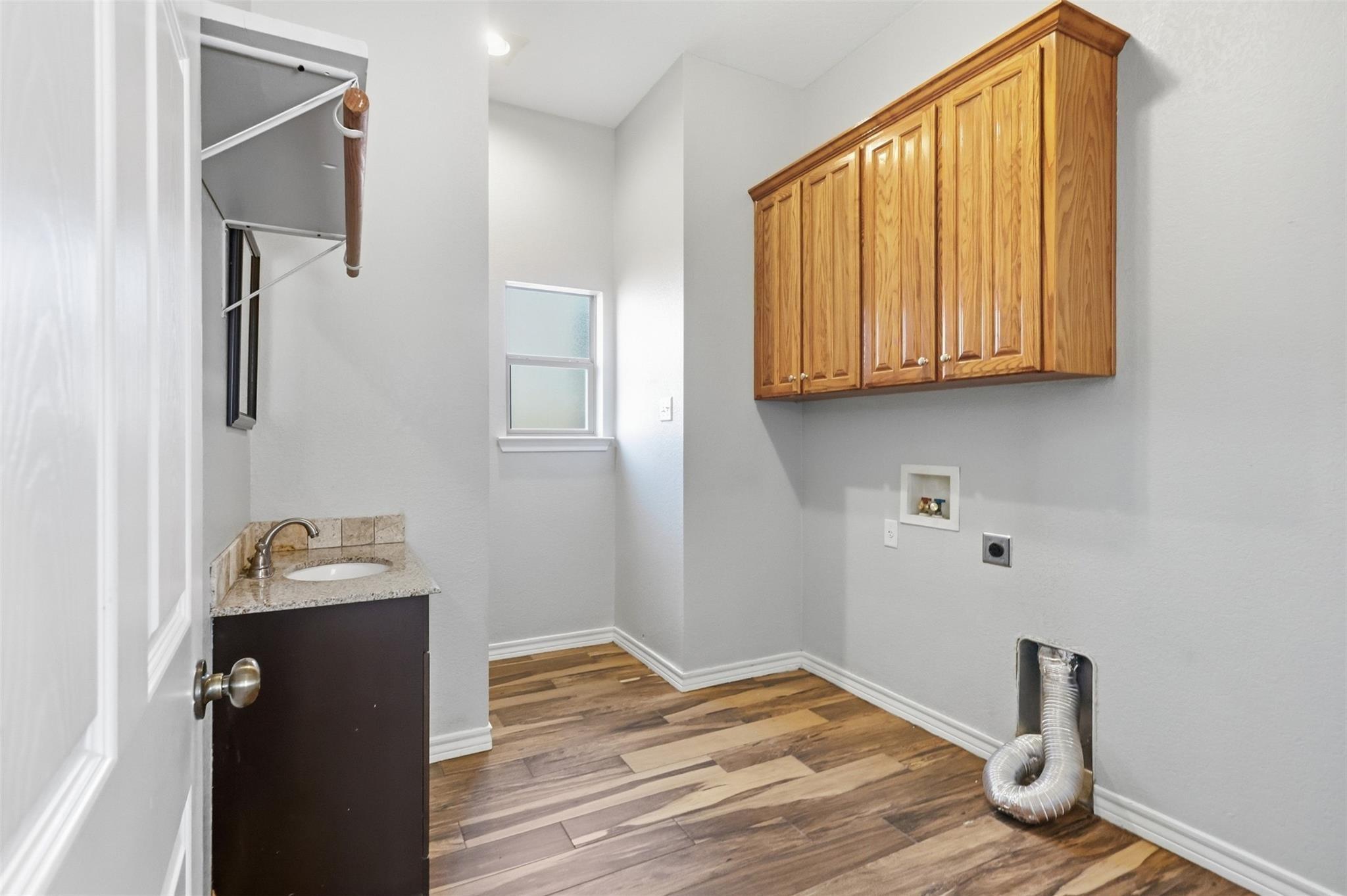 Telford Trl, Crowley, TX 76036