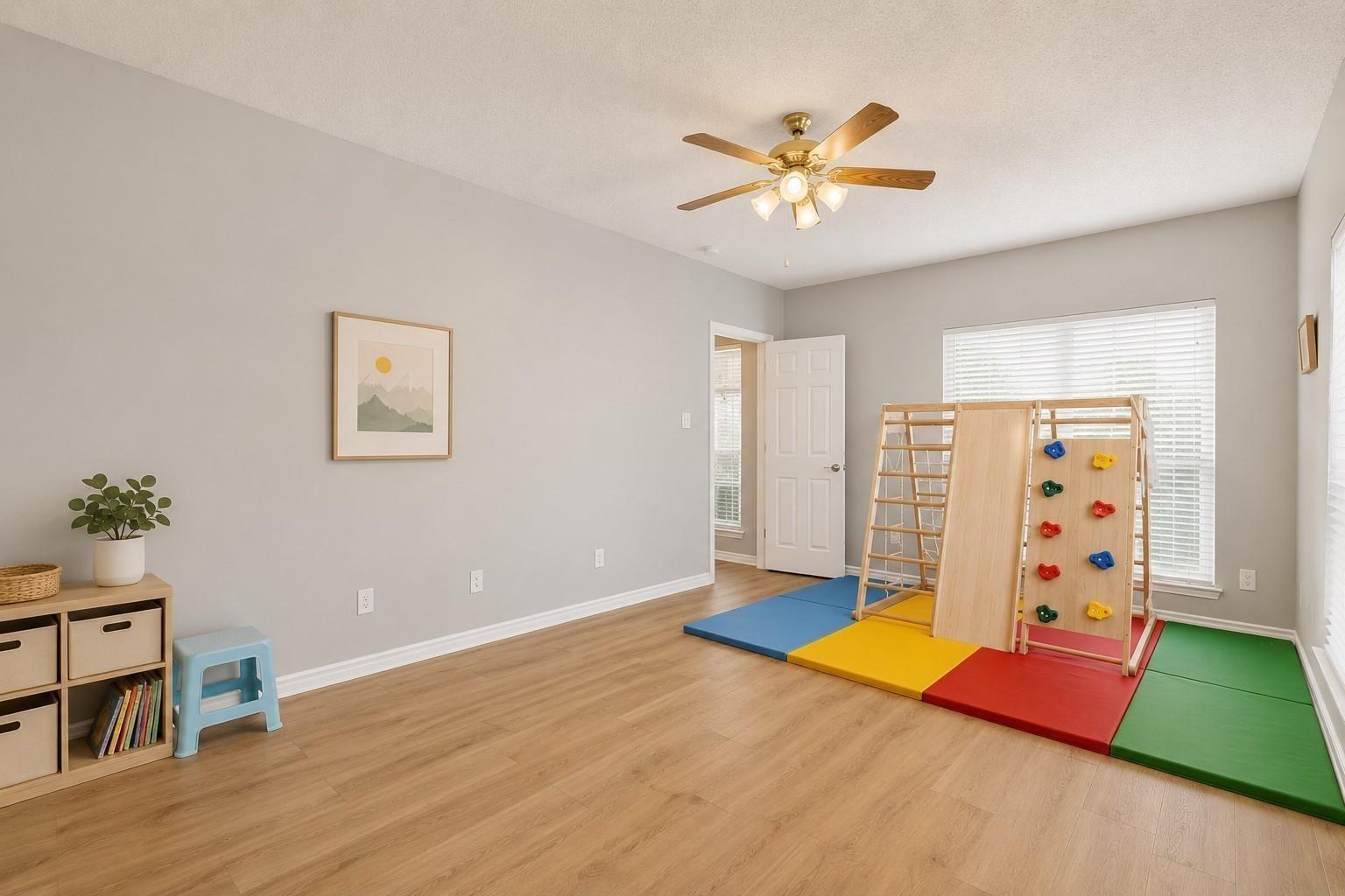 Mistletoe Ln, Rowlett, TX 75088
