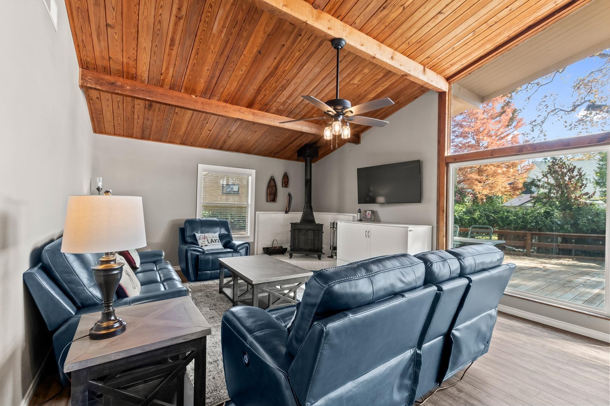 Shoreline Dr, Malakoff, TX 75148