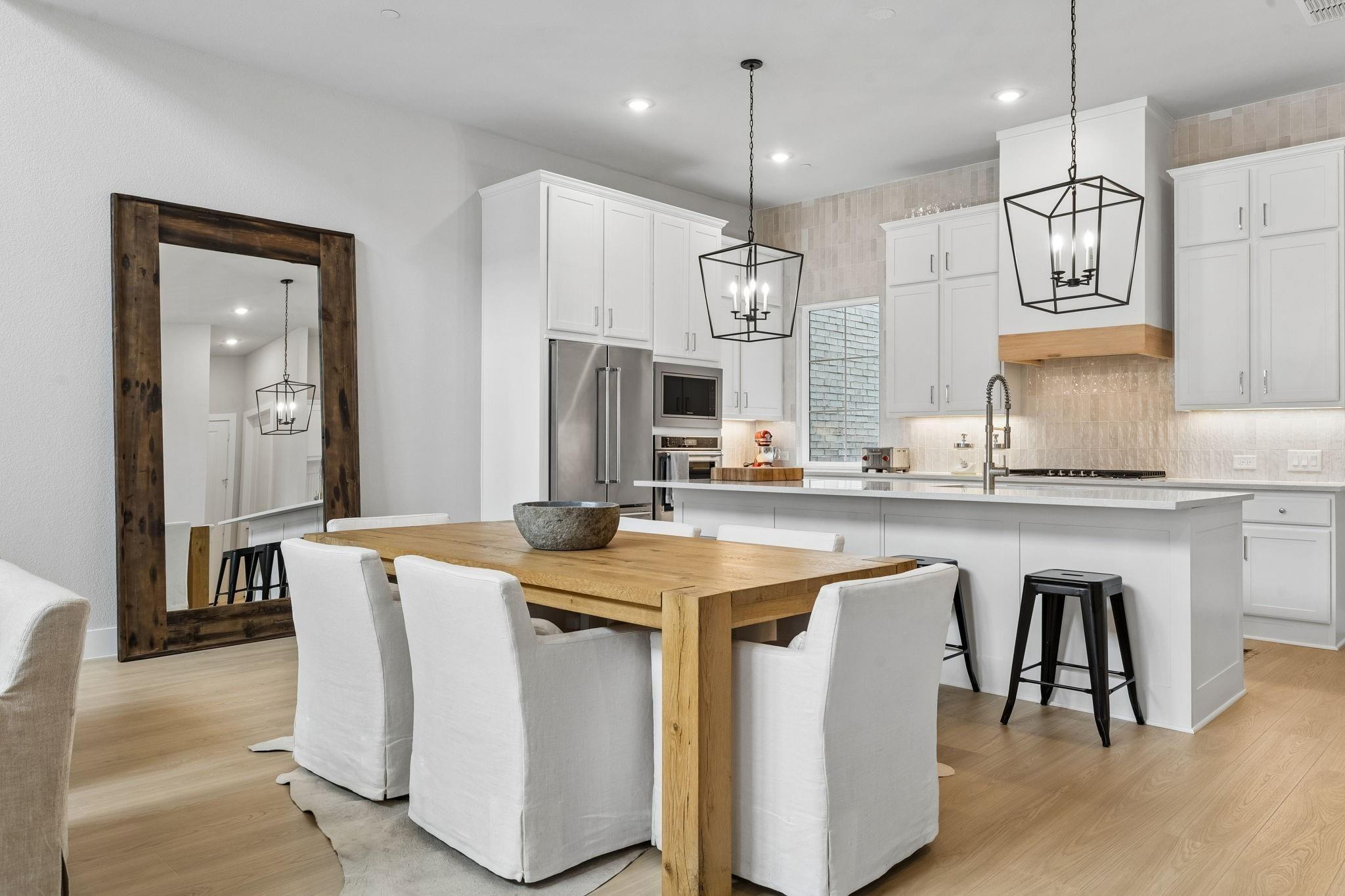 Burge Ave, Frisco, TX 75033