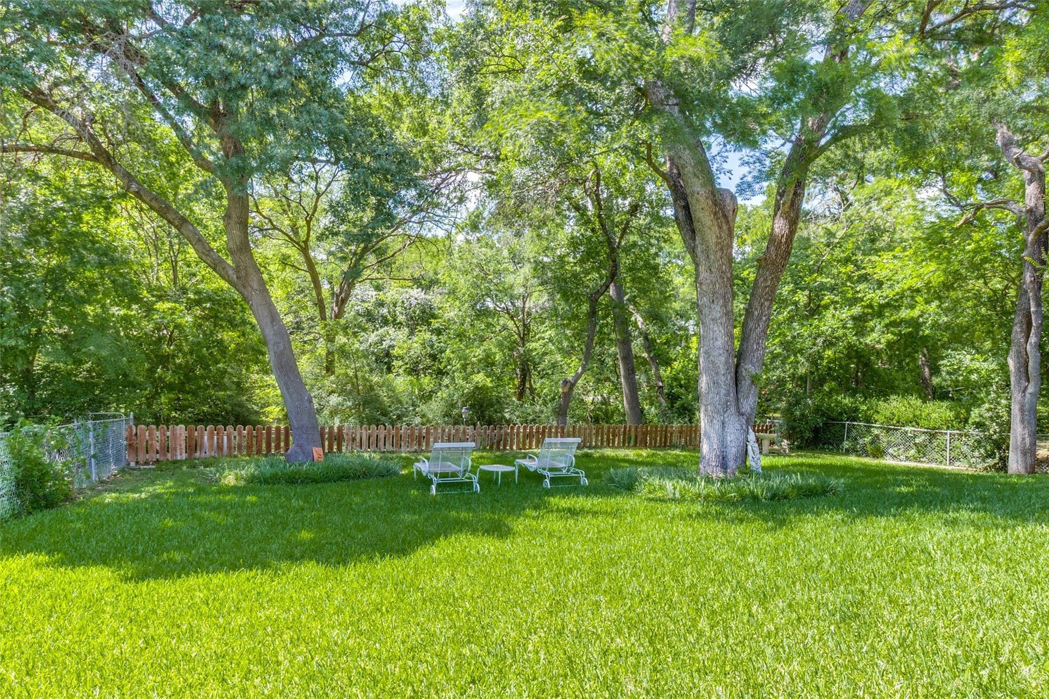 Hunnicut Rd, Dallas, TX 75228