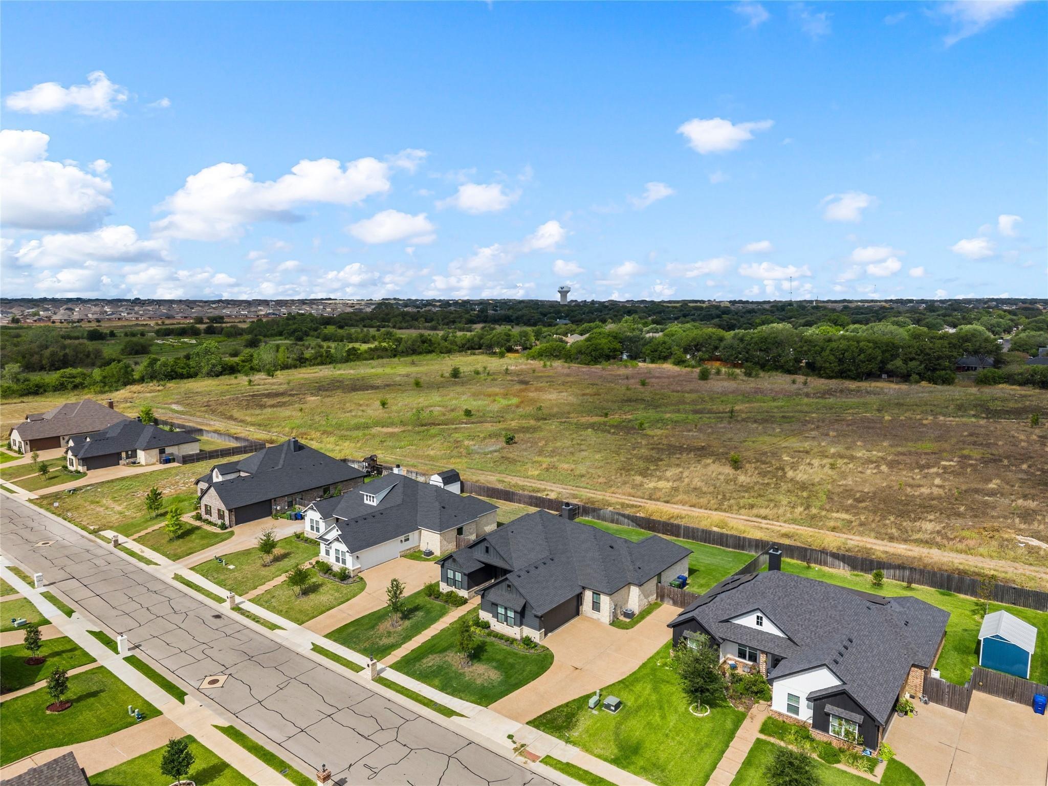 Castleberry Ln, Woodway, TX 76712